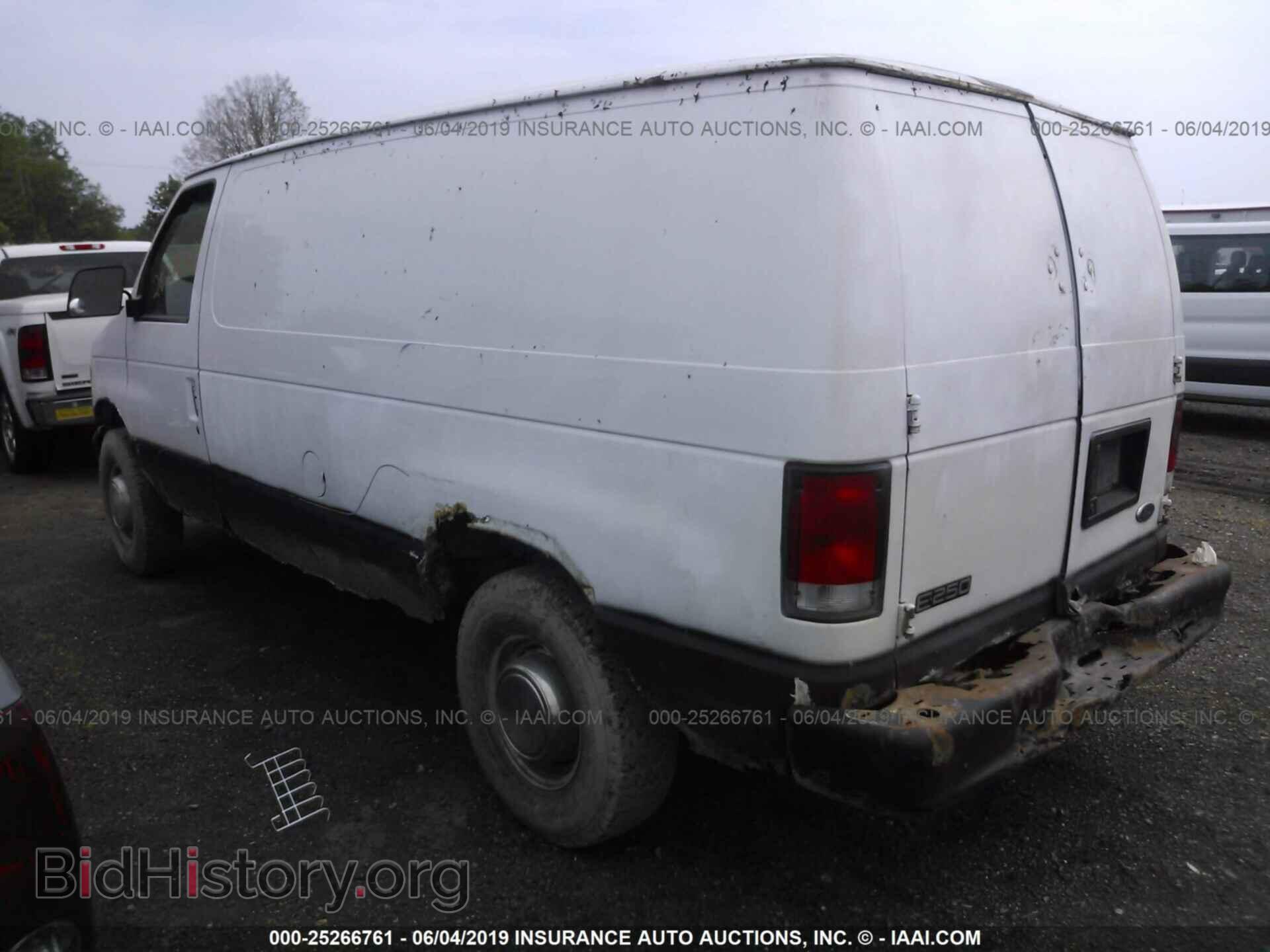 2000 FORD ECONOLINE - VIN: 1FTNE2423YHB04686 - Фото 3
