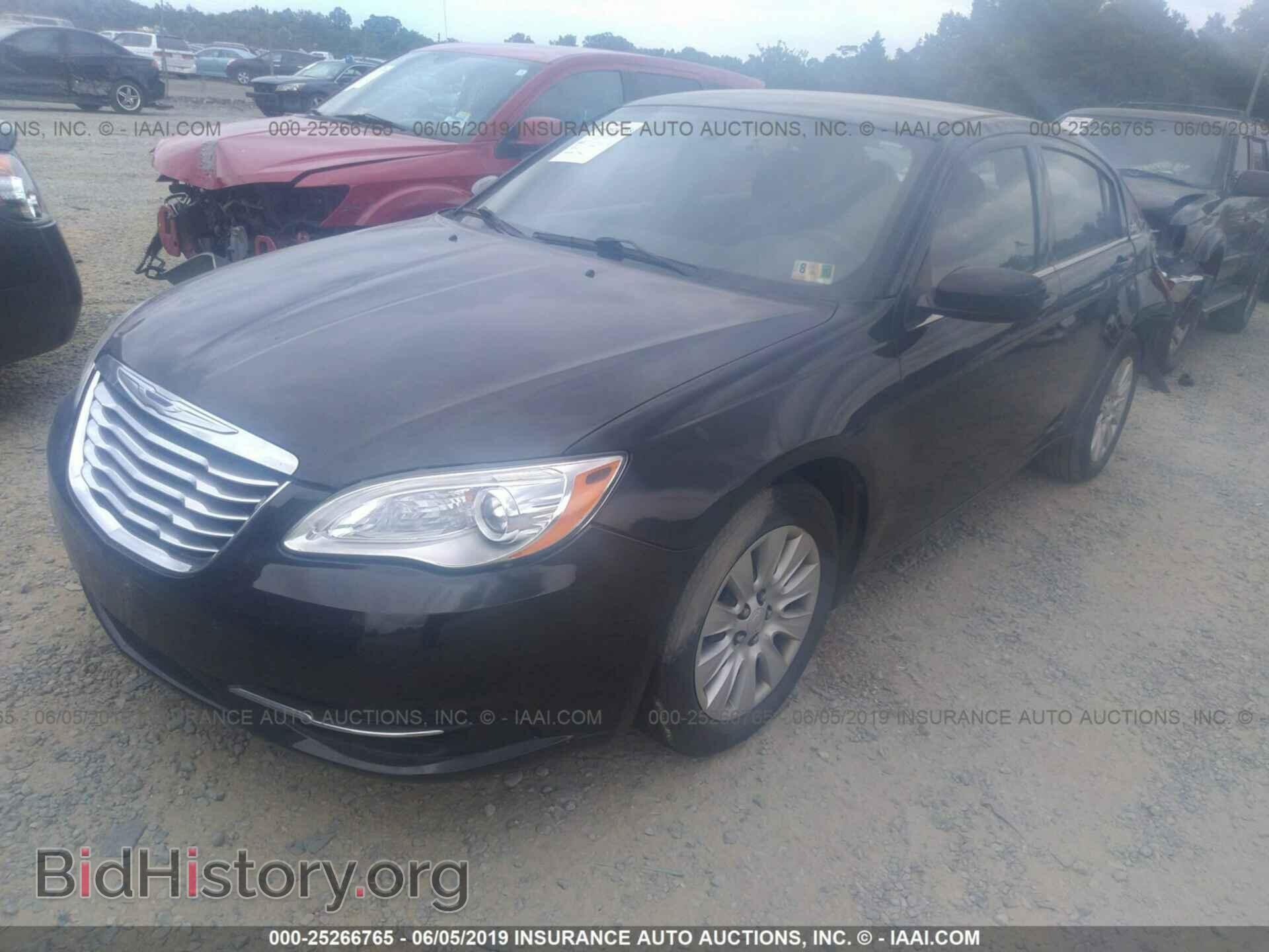 2014 CHRYSLER 200 - VIN: 1C3CCBAB1EN208242 - Фото 2