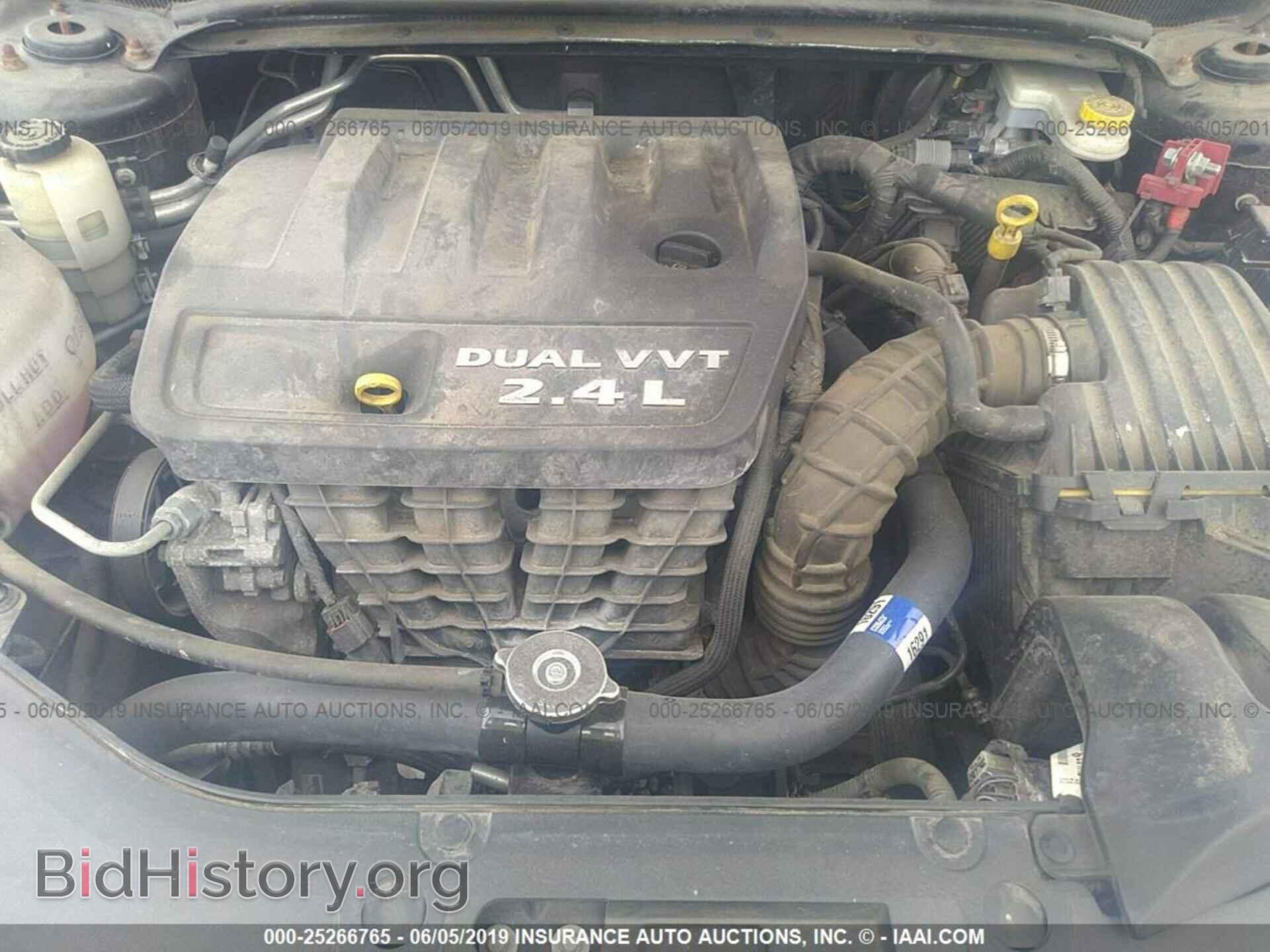 2014 CHRYSLER 200 - VIN: 1C3CCBAB1EN208242 - Фото 10