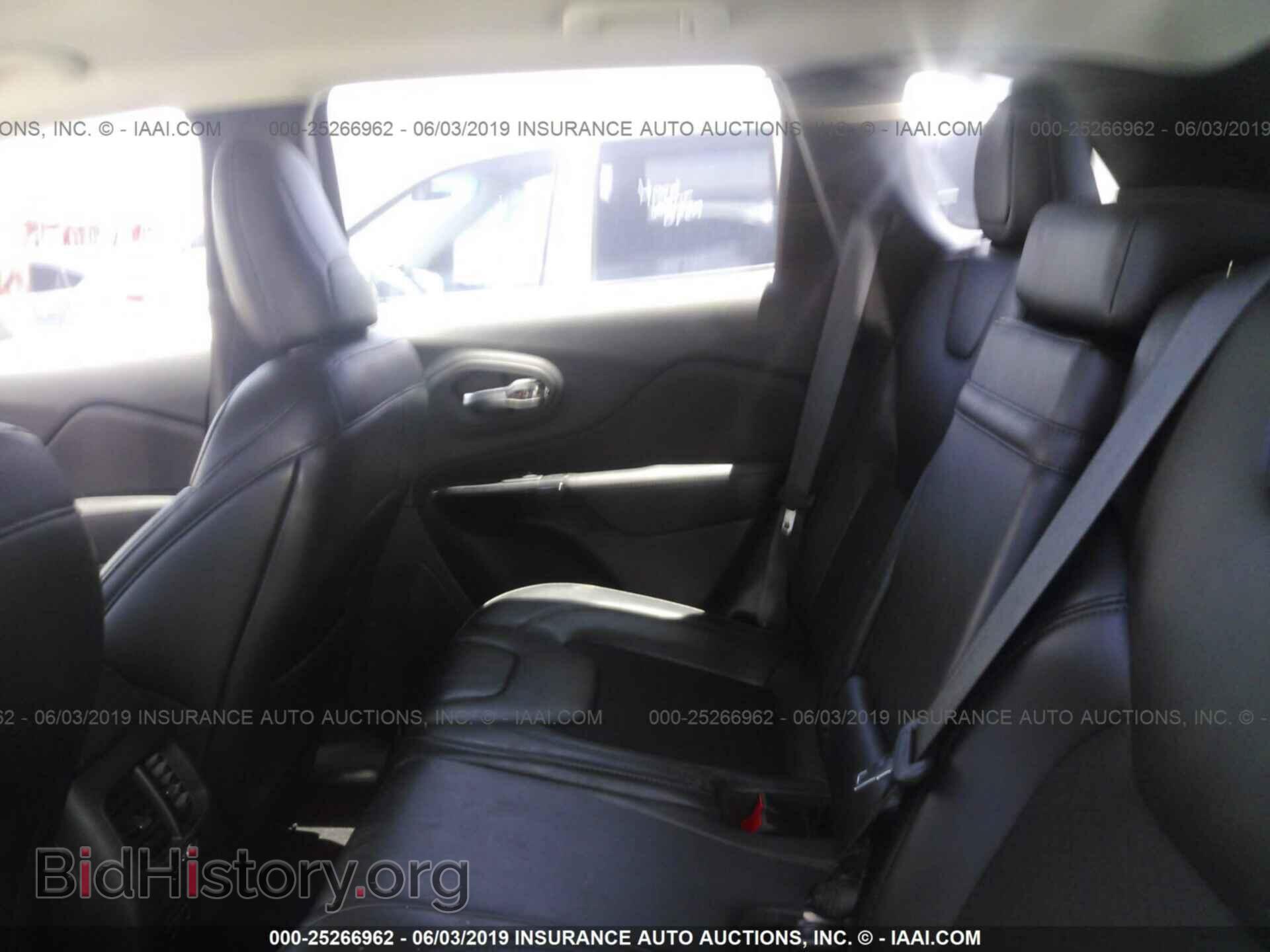 2019 JEEP CHEROKEE - VIN: 1C4PJMLB2KD359684 - Фото 8
