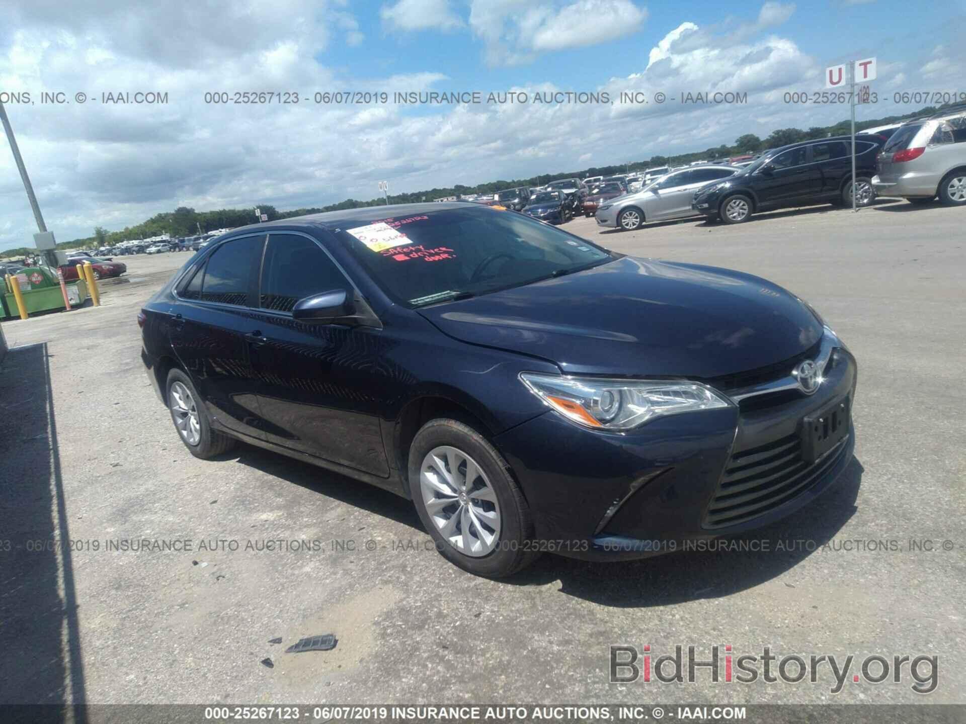 Photo 4T4BF1FK0FR489542 - TOYOTA CAMRY 2015