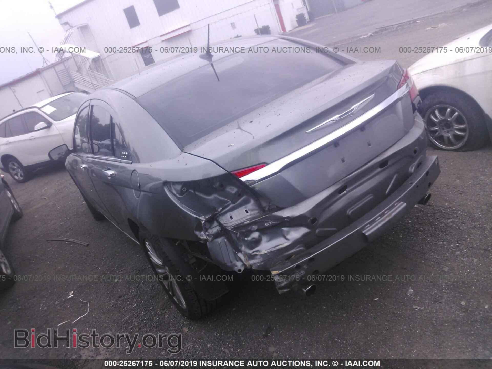 2013 CHRYSLER 200 - VIN: 1C3CCBCG5DN578410 - Фото 3