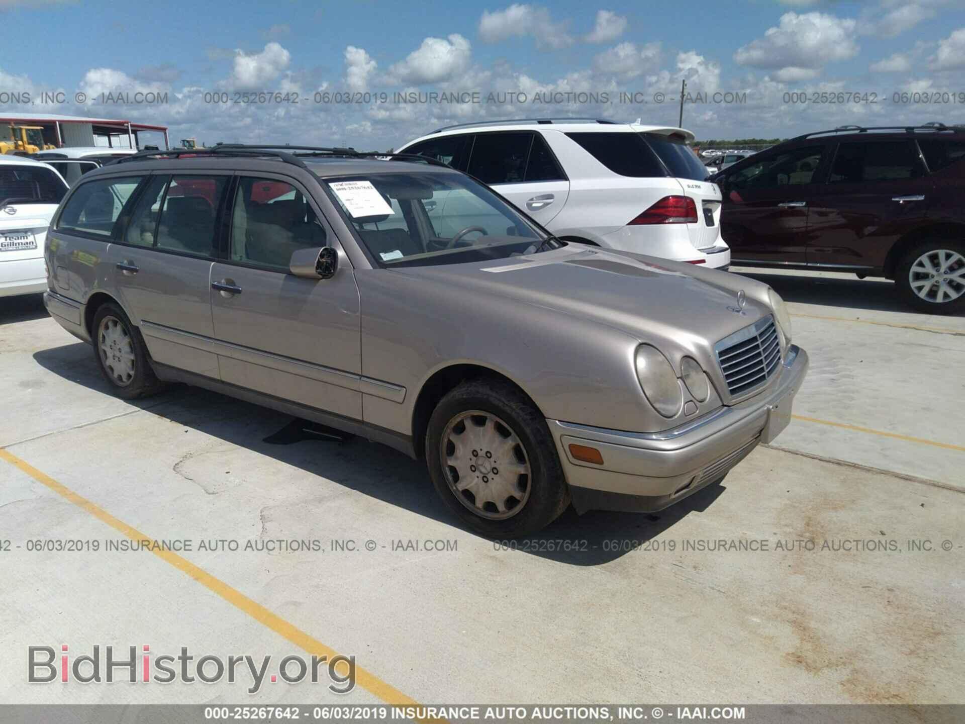 Photo WDBJH82F6XX026521 - MERCEDES-BENZ E 1999