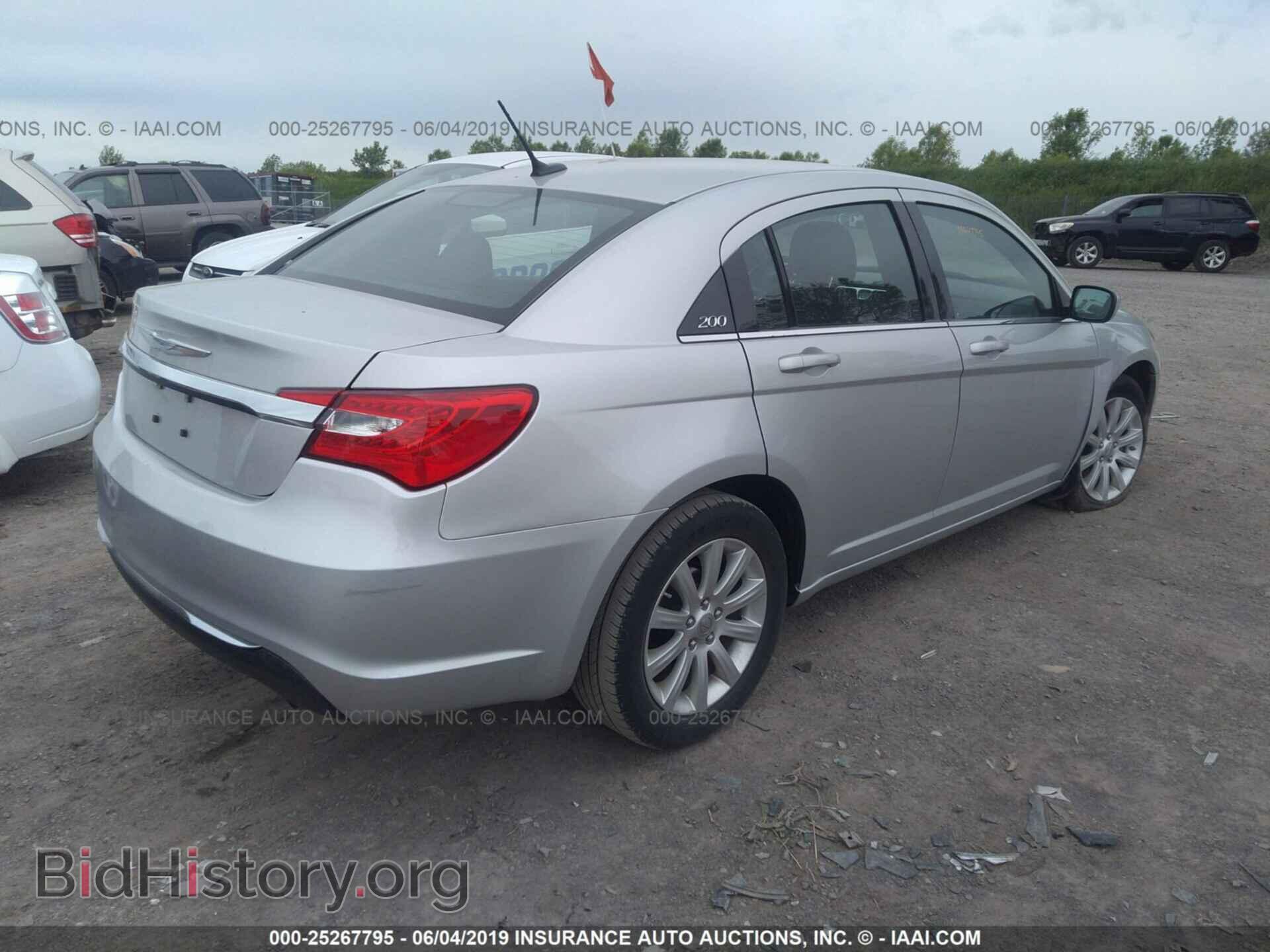 2012 CHRYSLER 200 - VIN: 1C3CCBBB1CN101848 - Photo 4