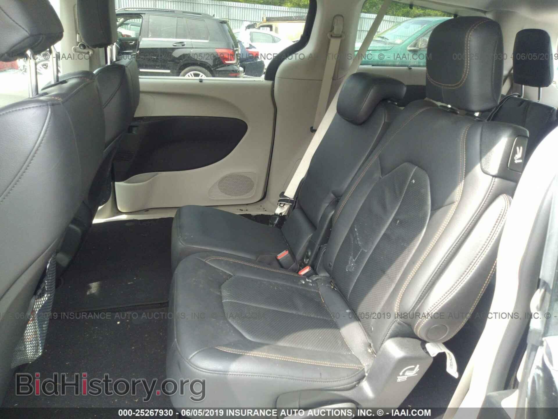 2018 CHRYSLER PACIFICA - VIN: 2C4RC1BG4JR111642 - Фото 8