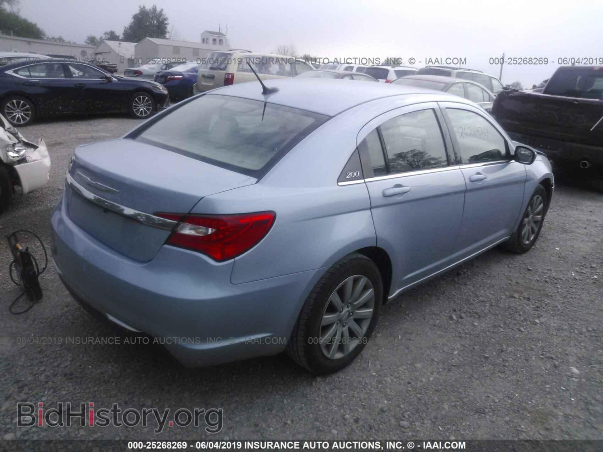 2012 CHRYSLER 200 - VIN: 1C3CCBBB5CN234967 - Фото 4