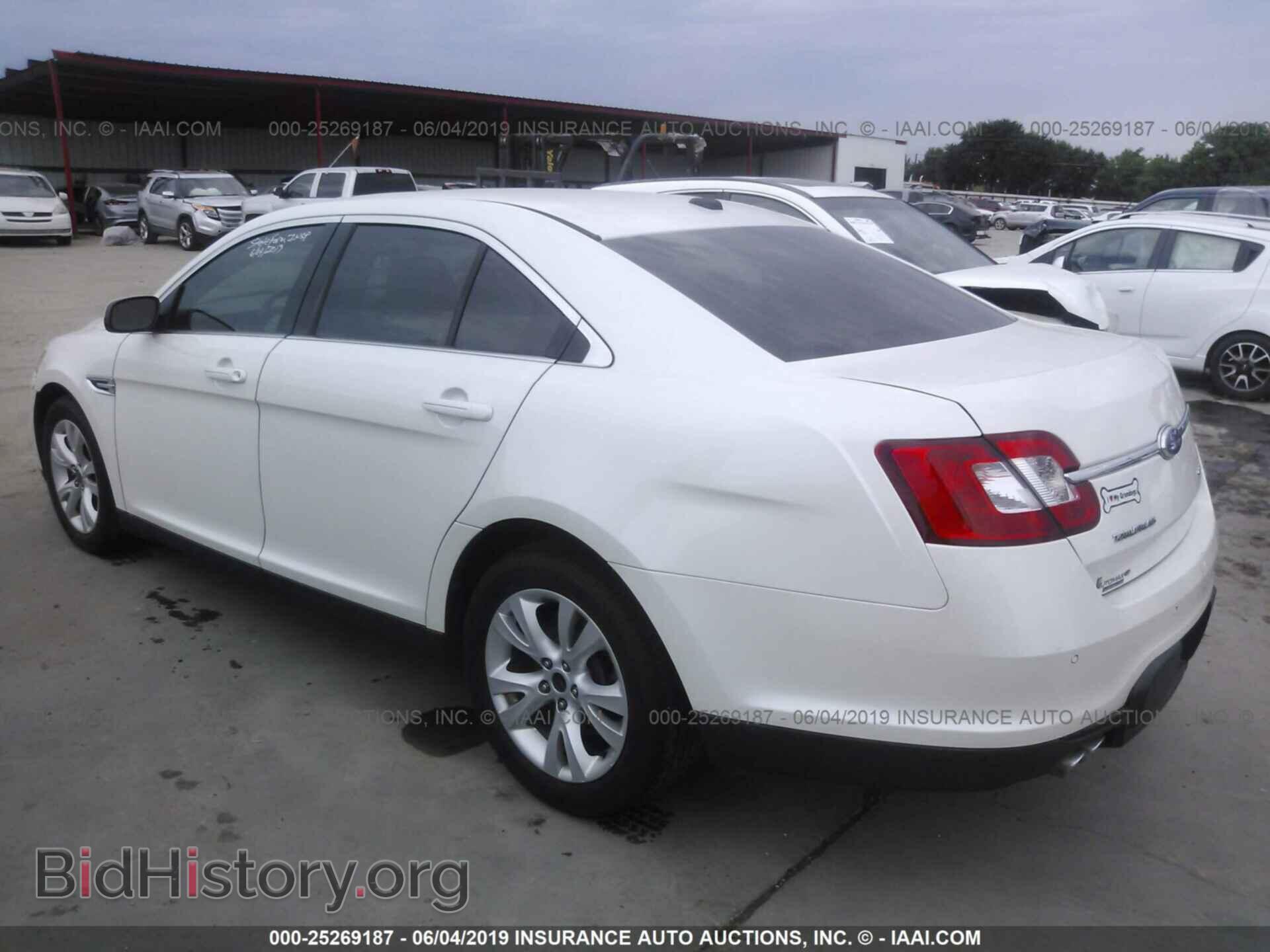 2011 FORD TAURUS - VIN: 1FAHP2EWXBG167487 - Фото 3