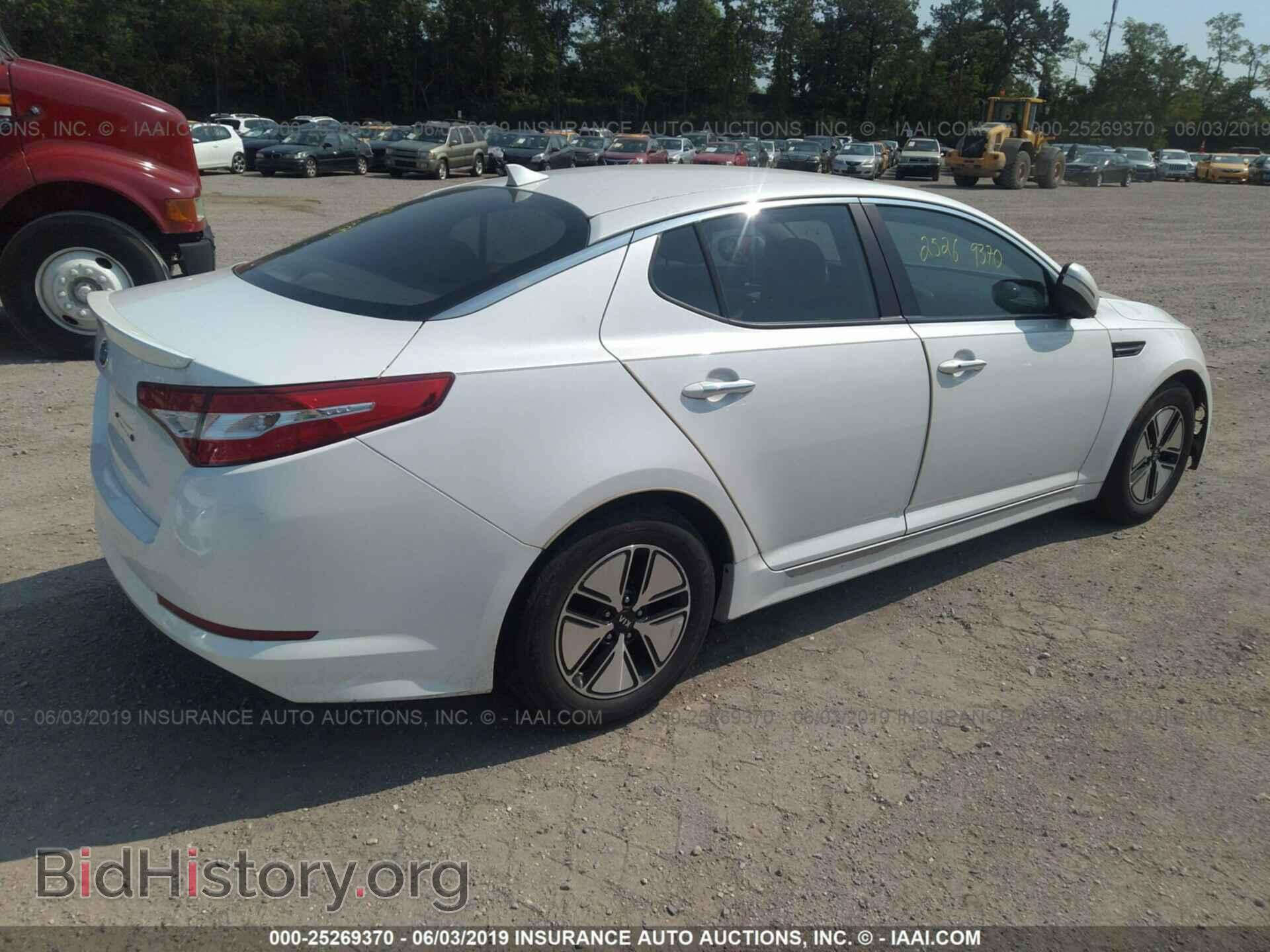 2011 KIA OPTIMA - VIN: KNAGM4AD7B5008062 - Photo 4