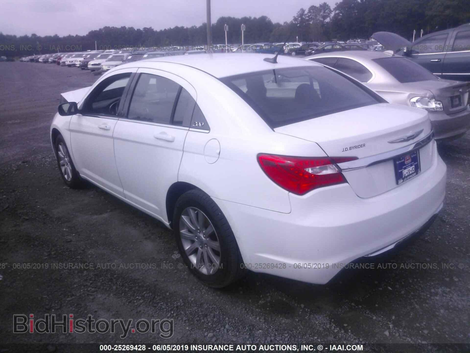 2013 CHRYSLER 200 - VIN: 1C3CCBBB8DN672089 - Photo 3
