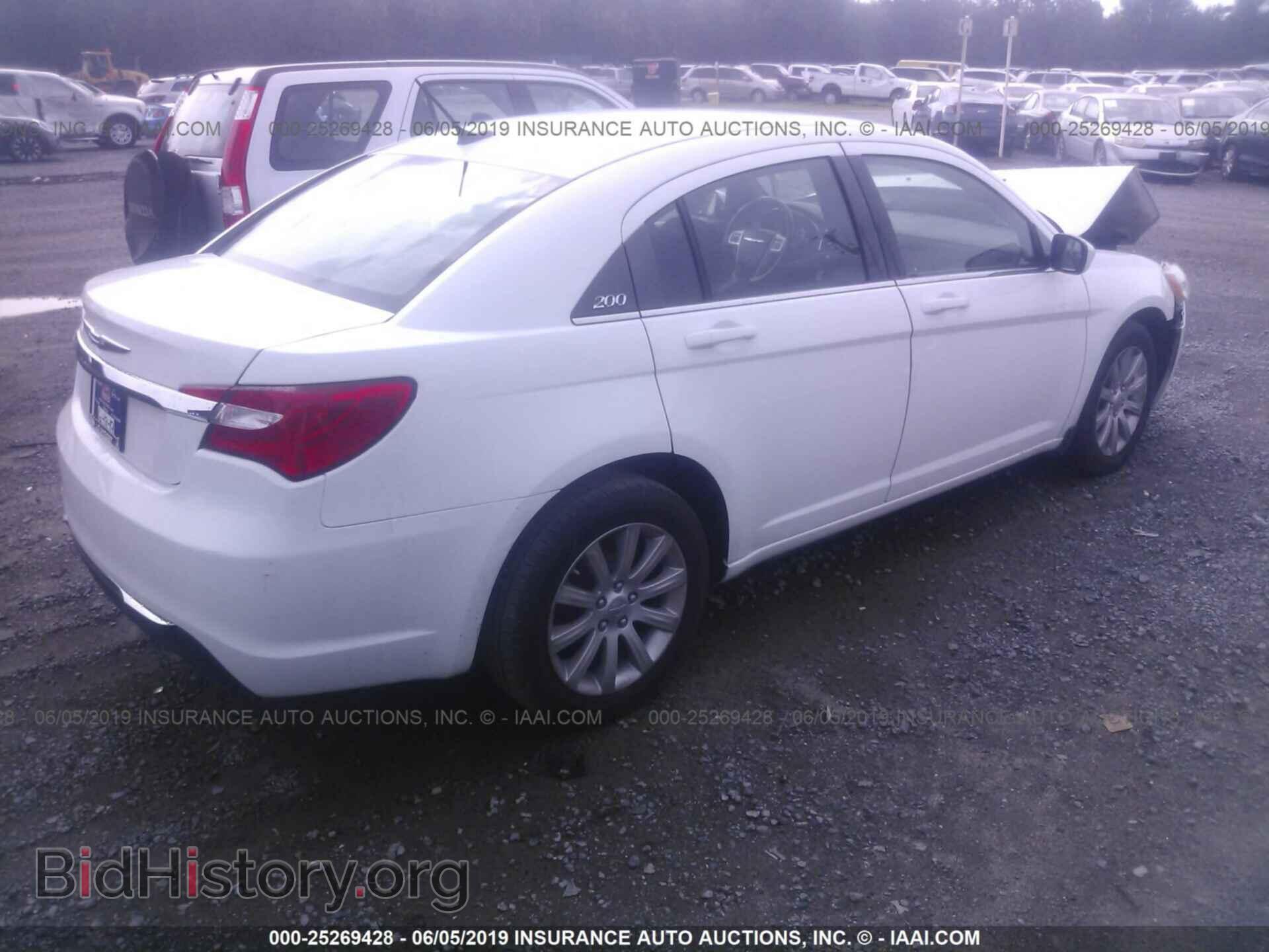 2013 CHRYSLER 200 - VIN: 1C3CCBBB8DN672089 - Photo 4