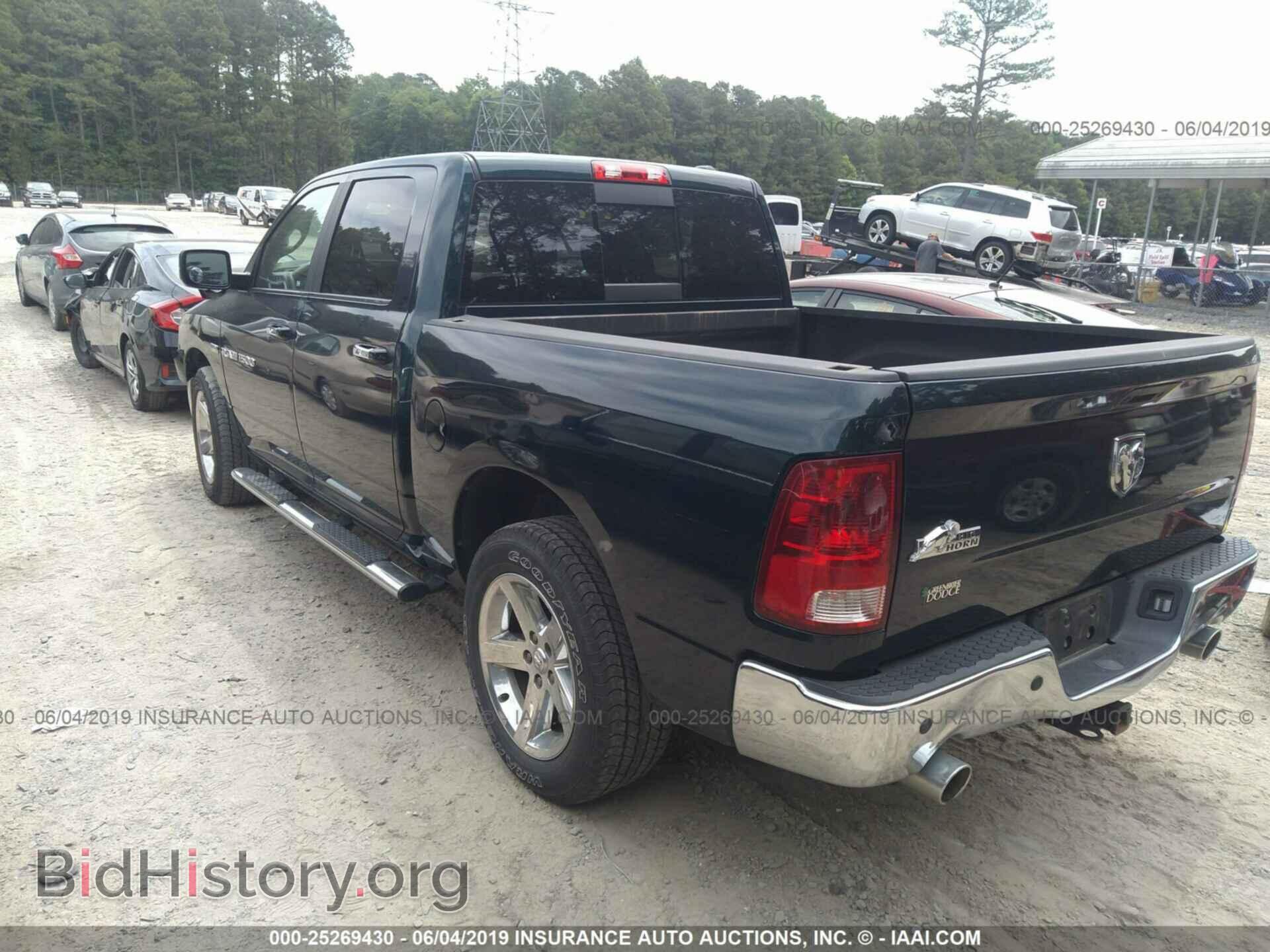 2011 DODGE RAM 1500 - VIN: 1D7RB1CT4BS526268 - Фото 3