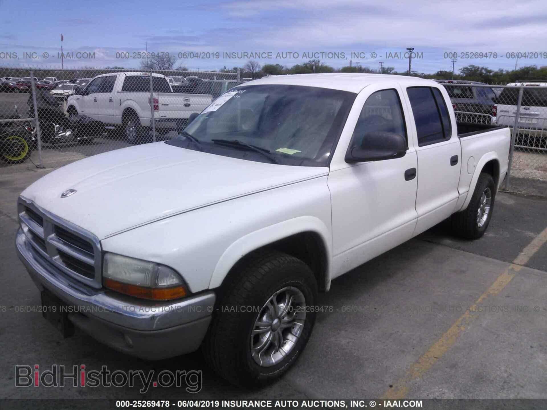 2004 DODGE DAKOTA - VIN: 1D7HL48K84S597275 - Фото 2
