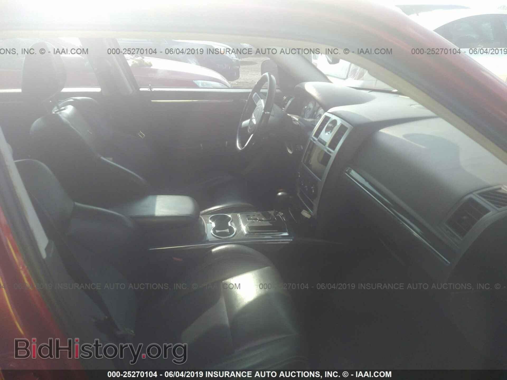 2008 CHRYSLER 300C - VIN: 2C3LA63H68H183253 - Фото 5