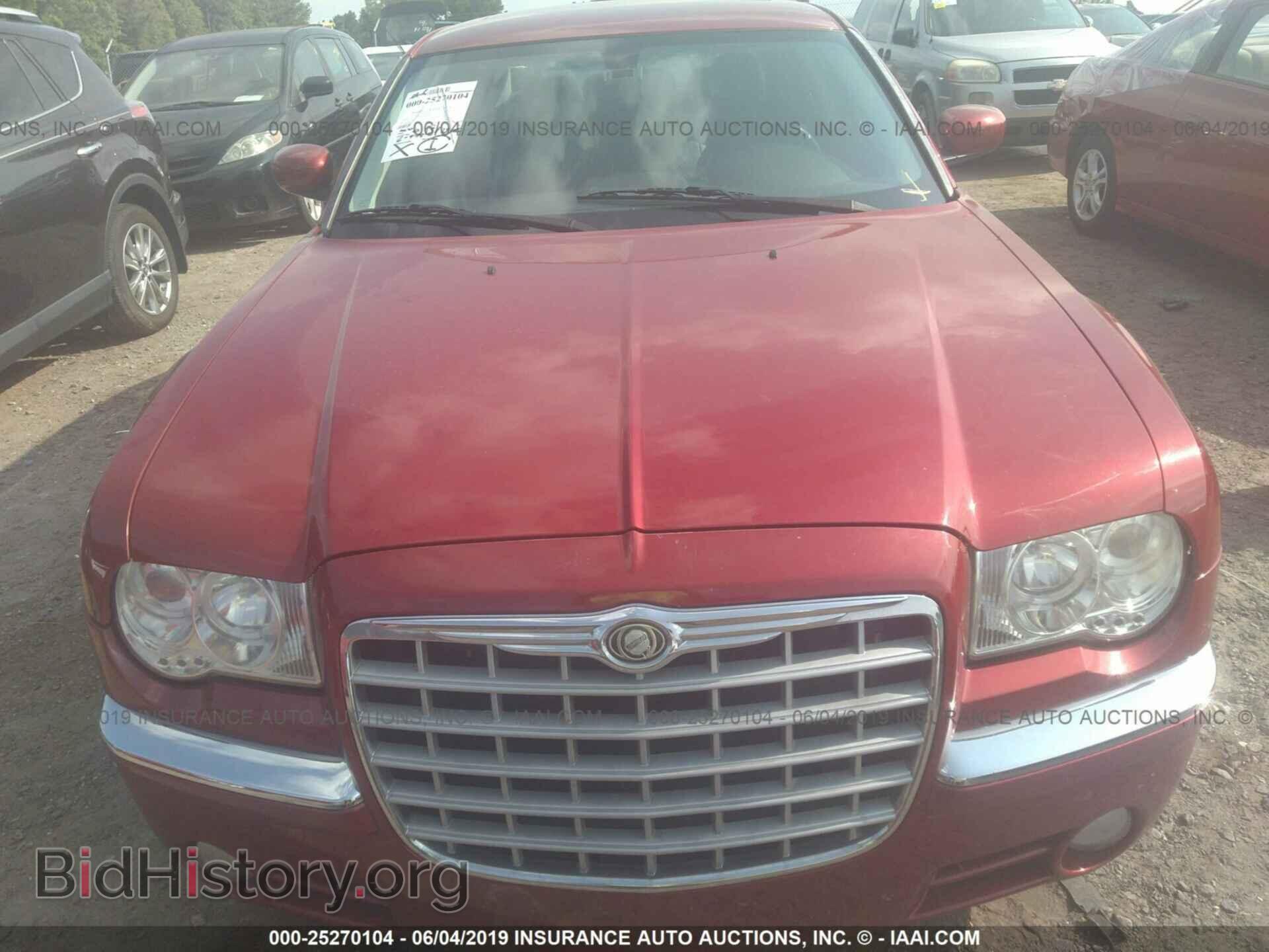 2008 CHRYSLER 300C - VIN: 2C3LA63H68H183253 - Фото 6