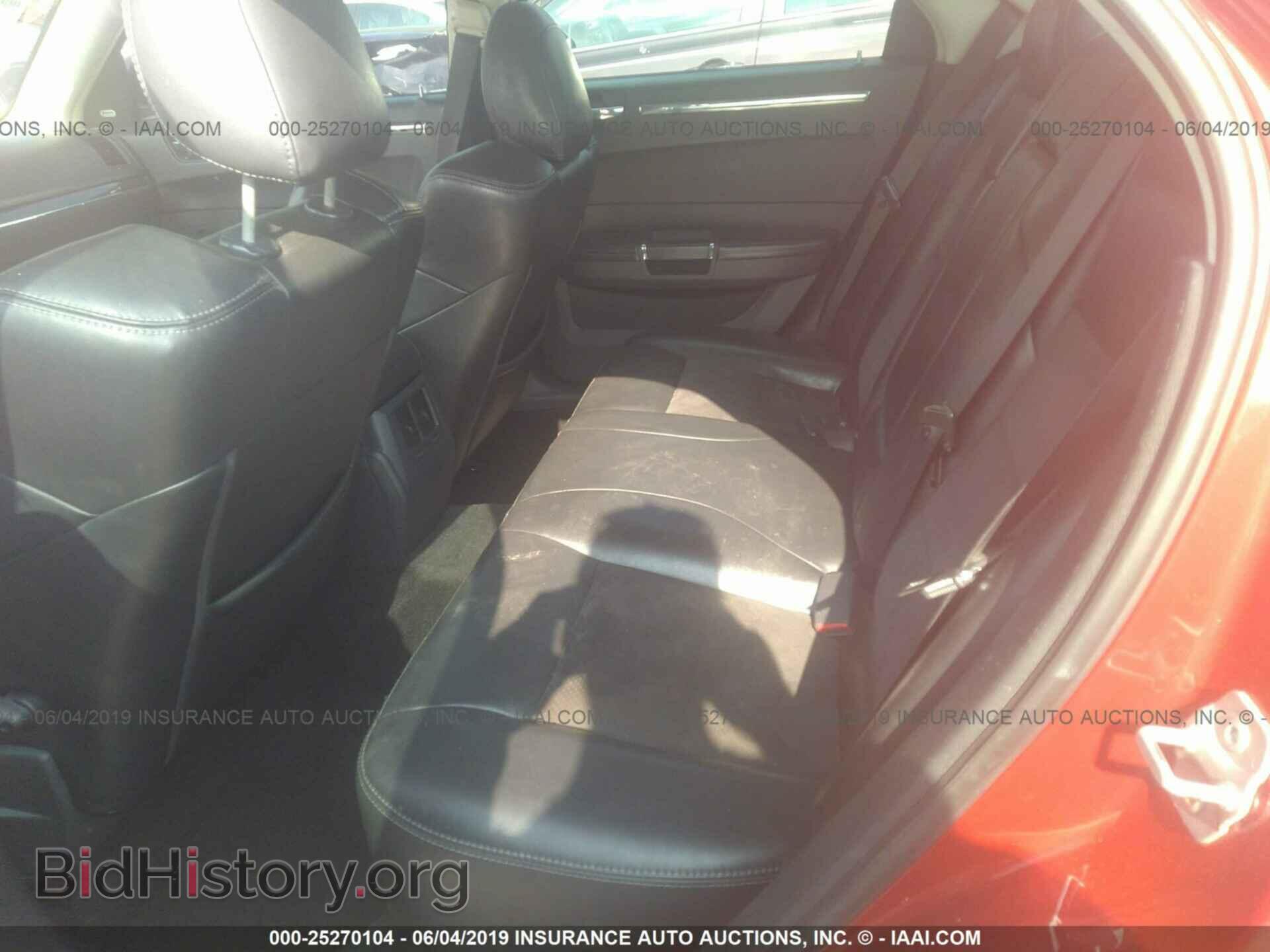 2008 CHRYSLER 300C - VIN: 2C3LA63H68H183253 - Фото 8