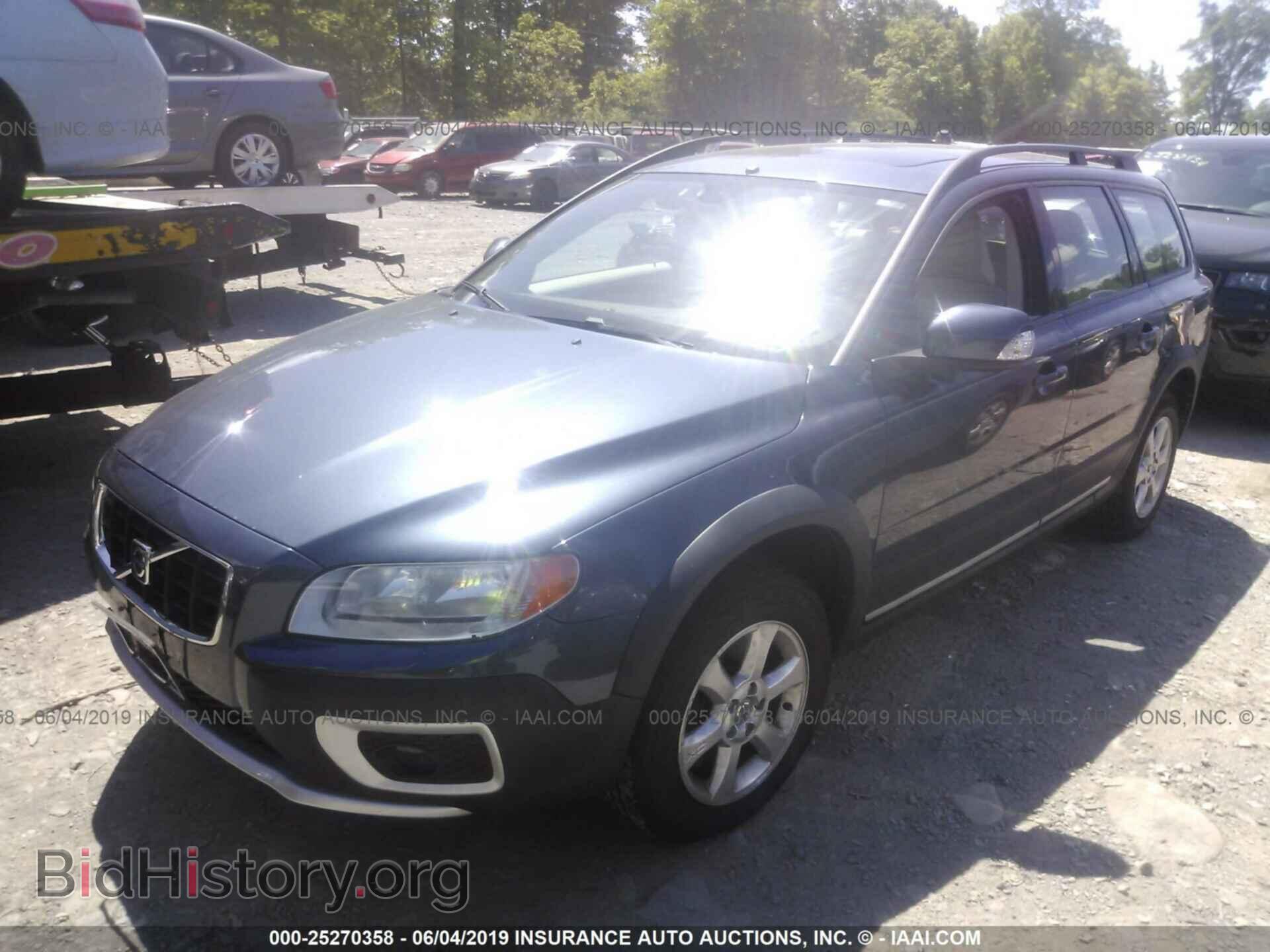 2008 VOLVO XC70 - VIN: YV4BZ982081009082 - Фото 2