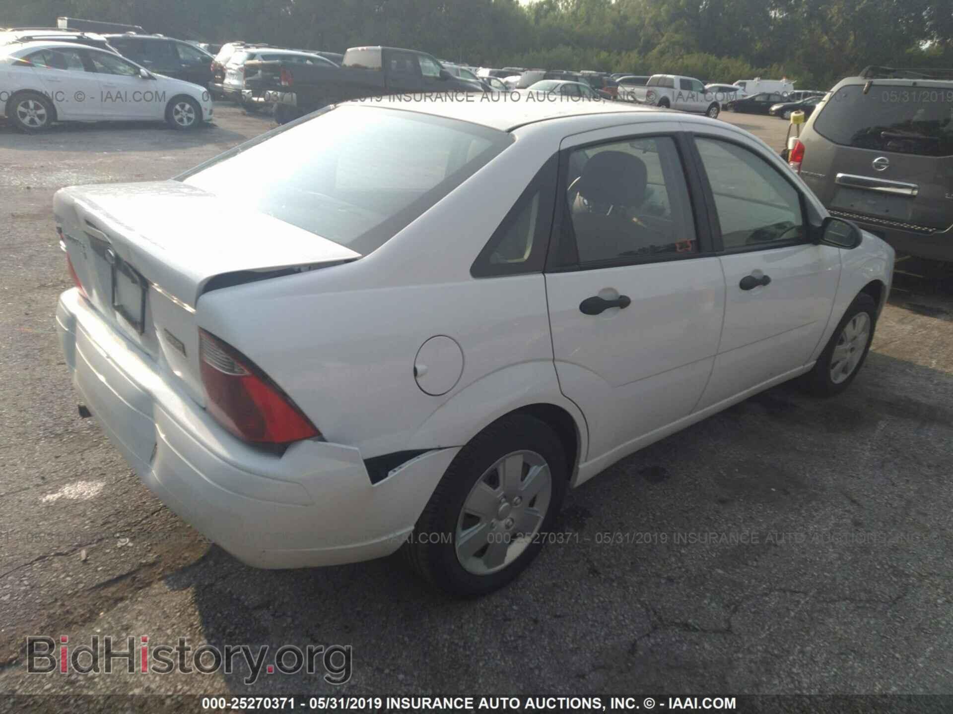 2007 FORD FOCUS - VIN: 1FAFP34N07W106670 - Фото 4