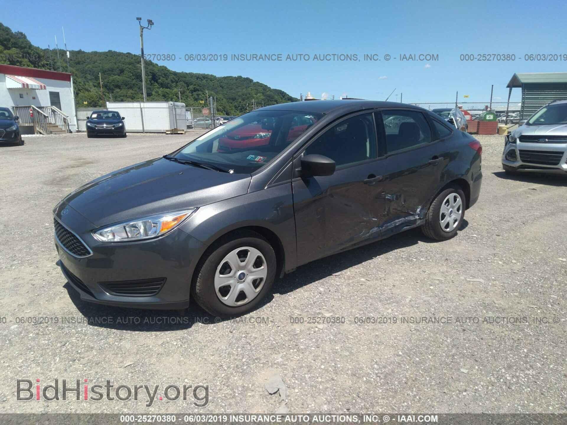 2018 FORD FOCUS - VIN: 1FADP3E28JL215687 - Фото 2