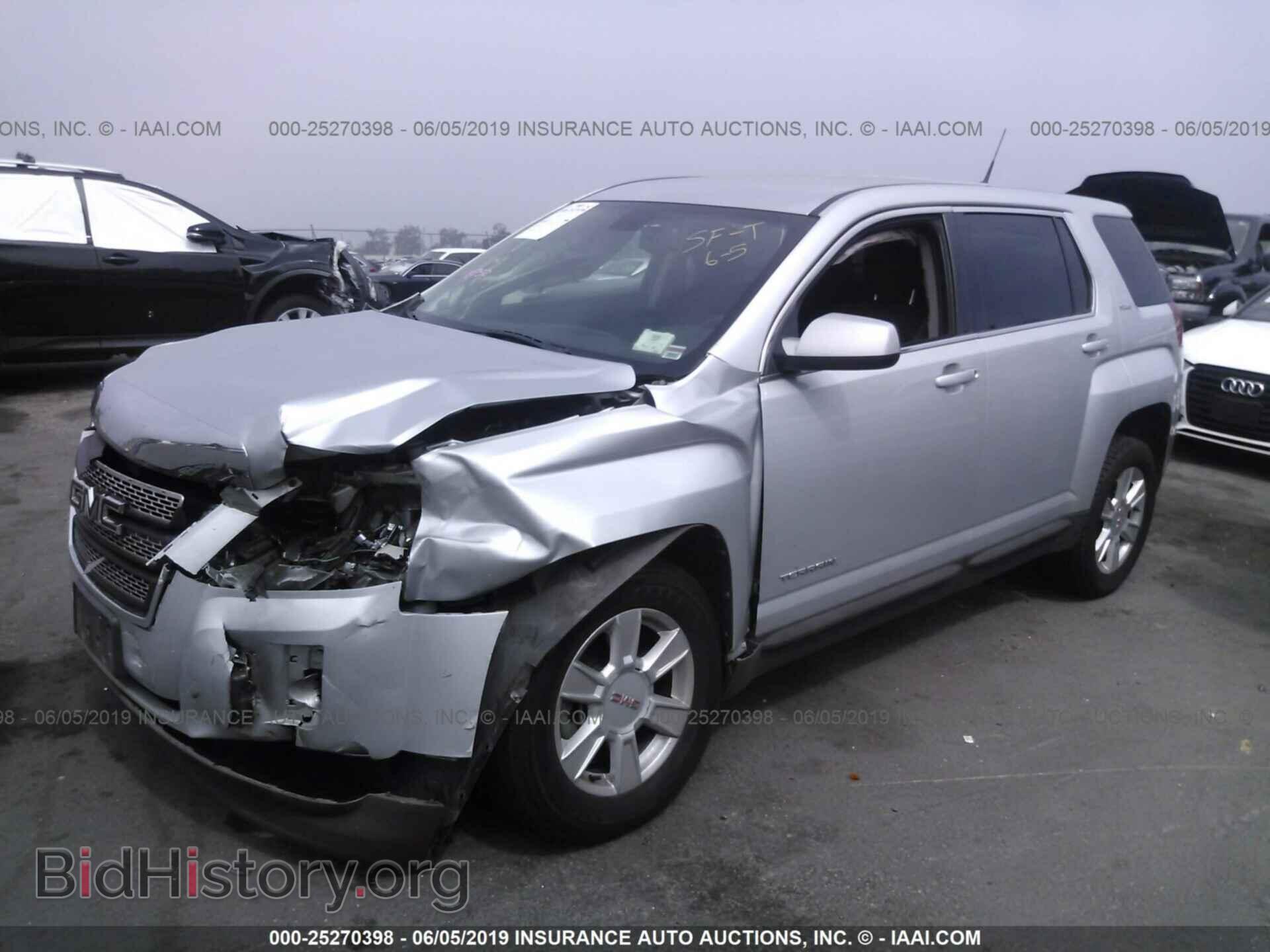 2011 GMC TERRAIN - VIN: 2CTALMEC8B6458809 - Photo 2