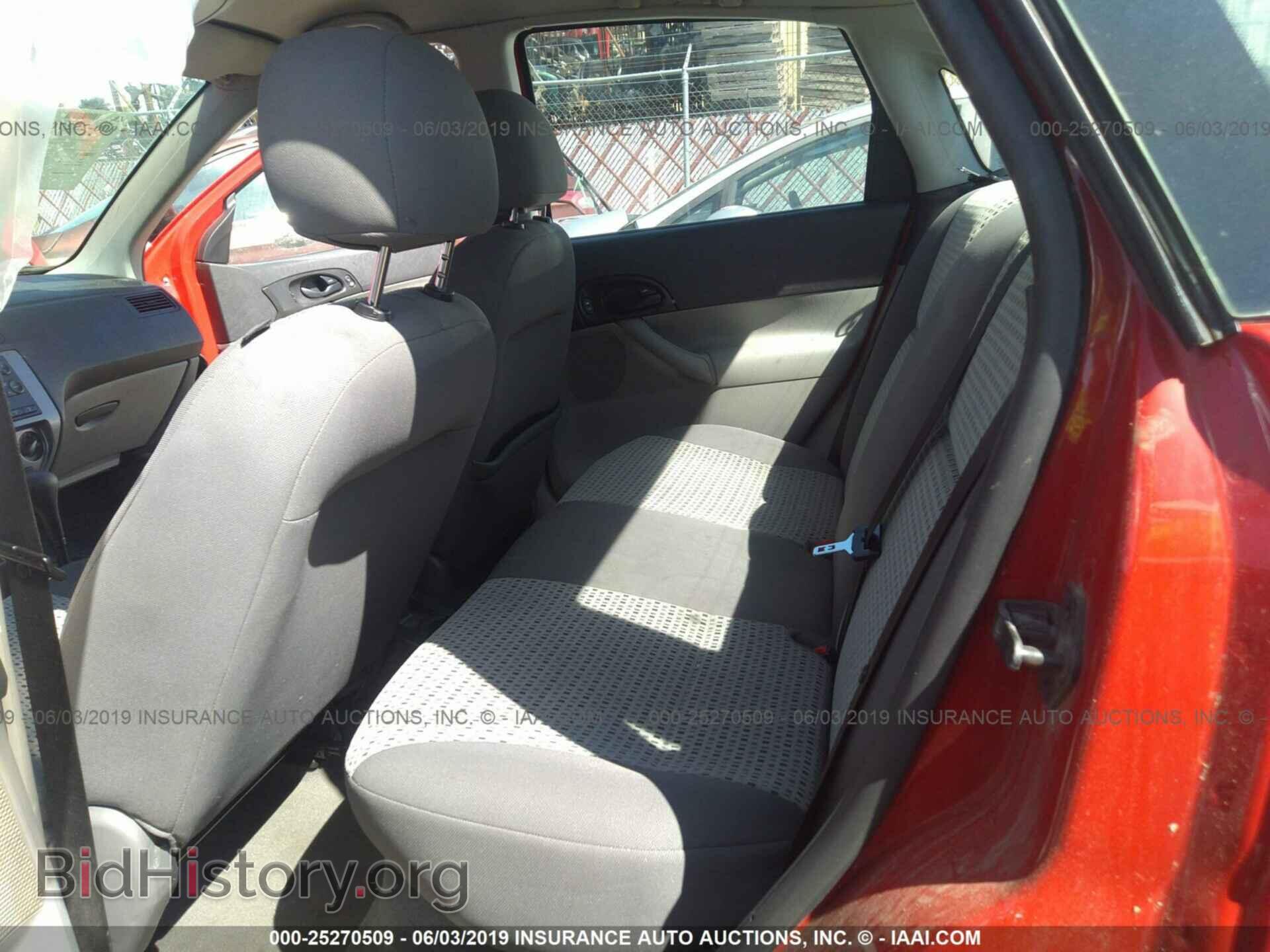 2007 FORD FOCUS - VIN: 1FAHP34N47W200561 - Фото 8