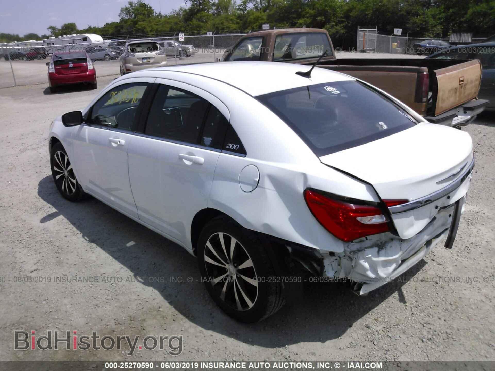 2011 CHRYSLER 200 - VIN: 1C3BC8FG9BN612694 - Фото 3
