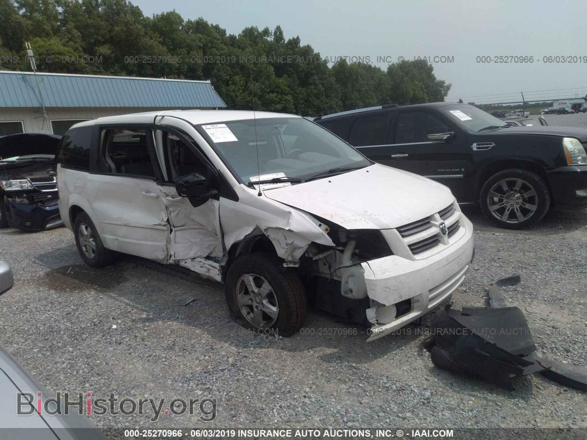 Photo 2D4RN4DE6AR164854 - DODGE GRAND CARAVAN 2010