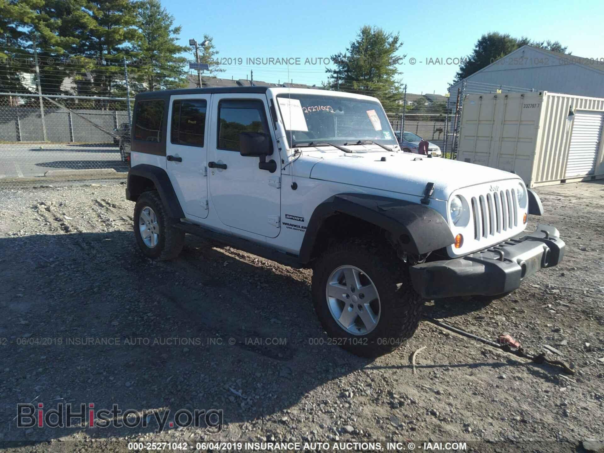 Фотография 1J4BA3H18BL640425 - JEEP WRANGLER UNLIMITE 2011