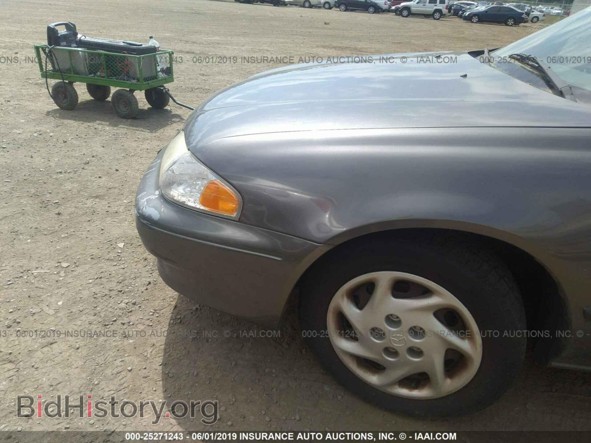 2000 MAZDA 626 - VIN: 1YVGF22C0Y5147153 - Фото 6