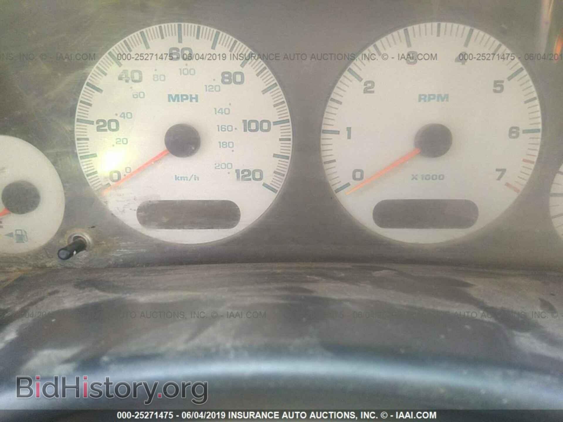 2002 CHRYSLER VOYAGER - VIN: 1C4GJ45352B658779 - Фото 7