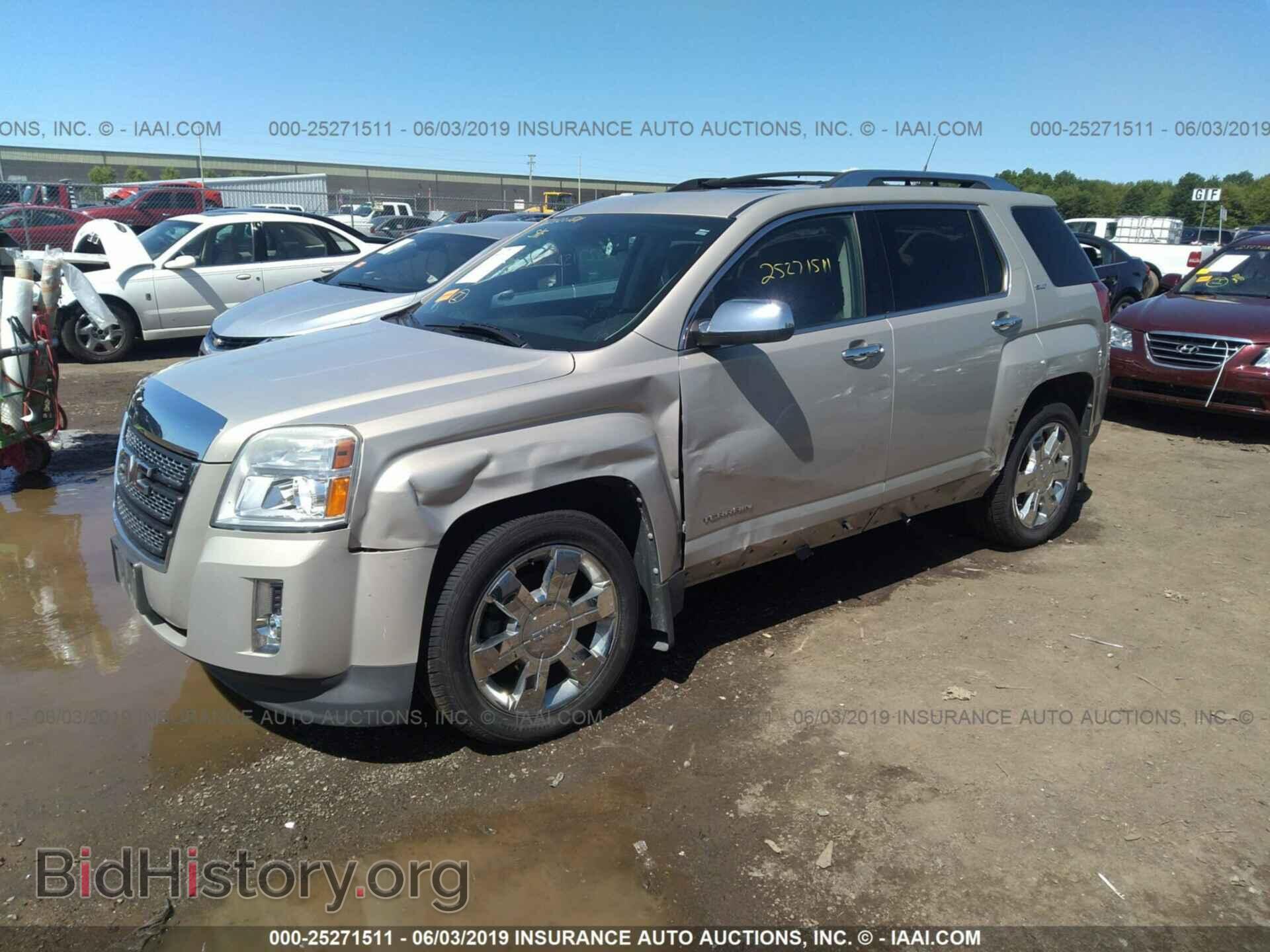 2011 GMC TERRAIN - VIN: 2CTFLXE54B6344914 - Photo 2