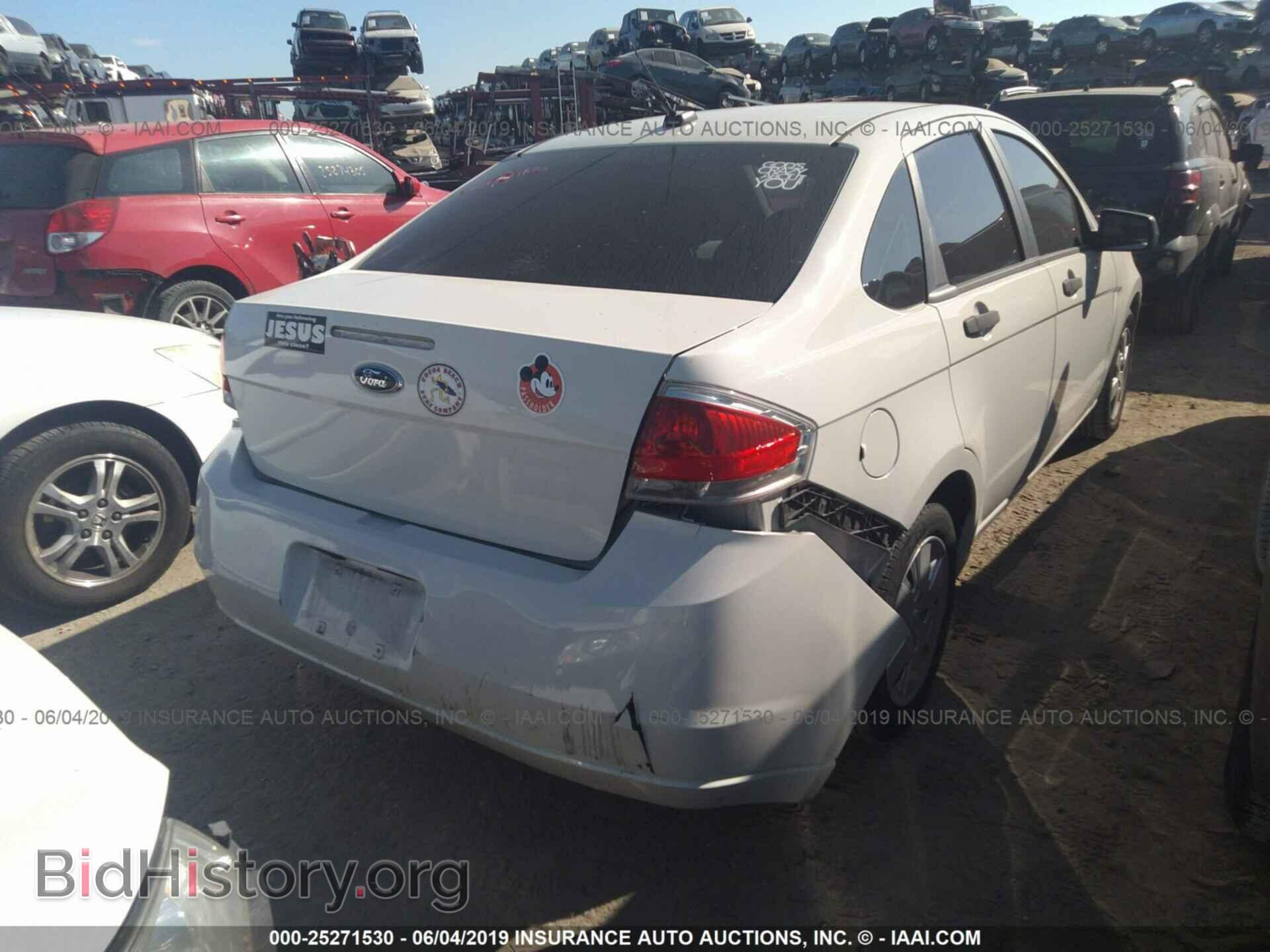 2011 FORD FOCUS - VIN: 1FAHP3EN1BW124675 - Фото 6
