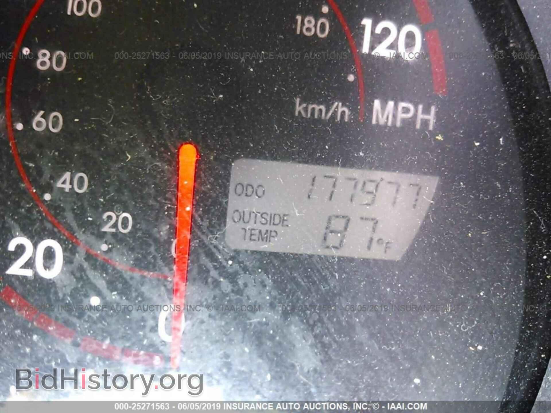 2005 TOYOTA COROLLA MATRIX - VIN: 2T1KR32E55C366283 - Фото 7