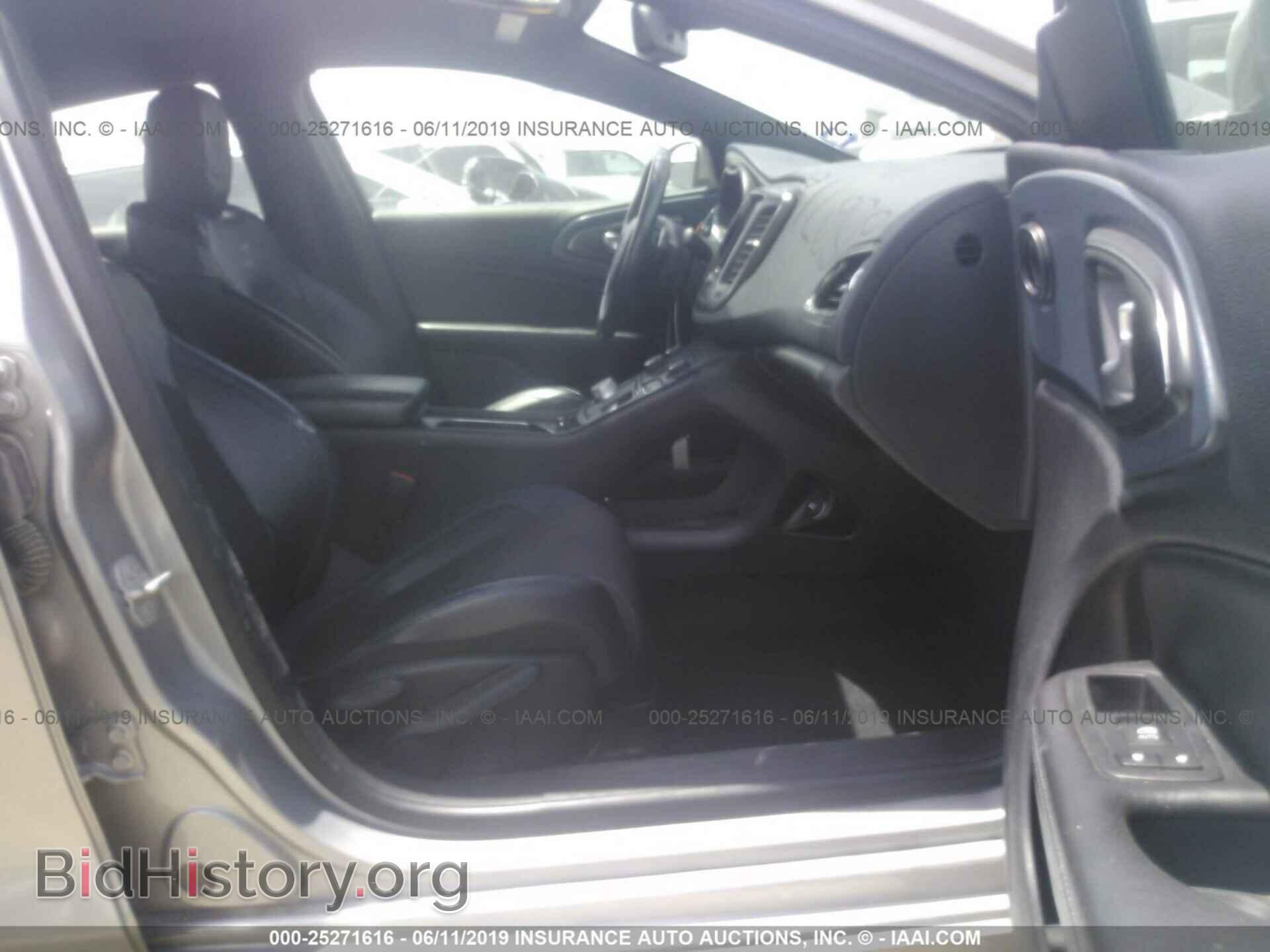 2016 CHRYSLER 200 - VIN: 1C3CCCBB6GN111741 - Фото 5