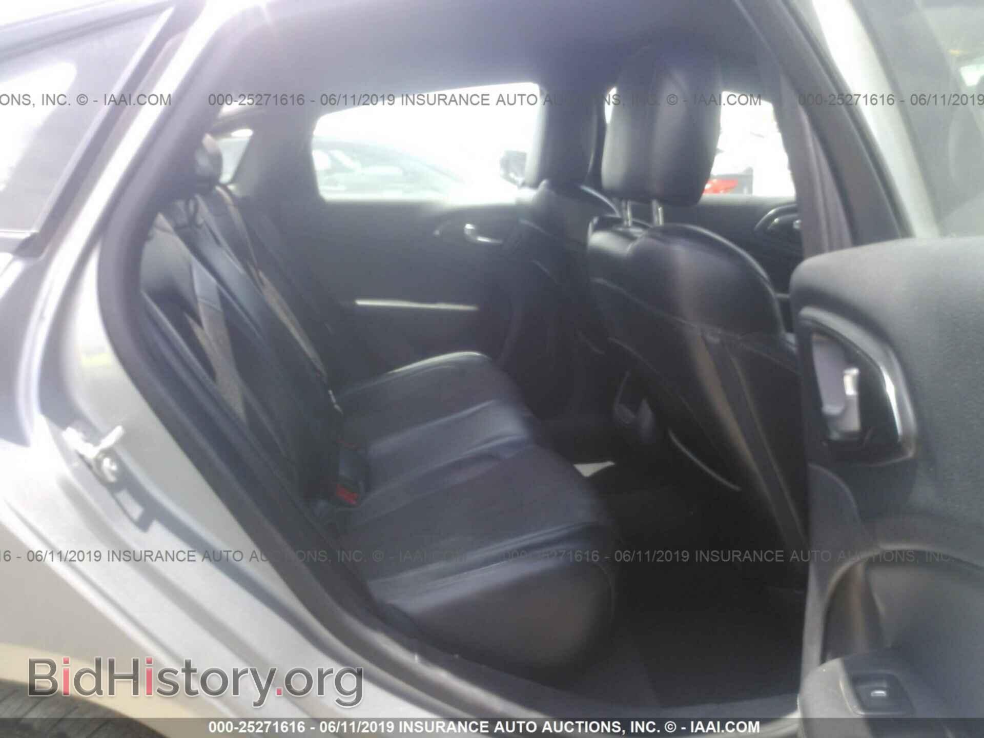 2016 CHRYSLER 200 - VIN: 1C3CCCBB6GN111741 - Фото 8