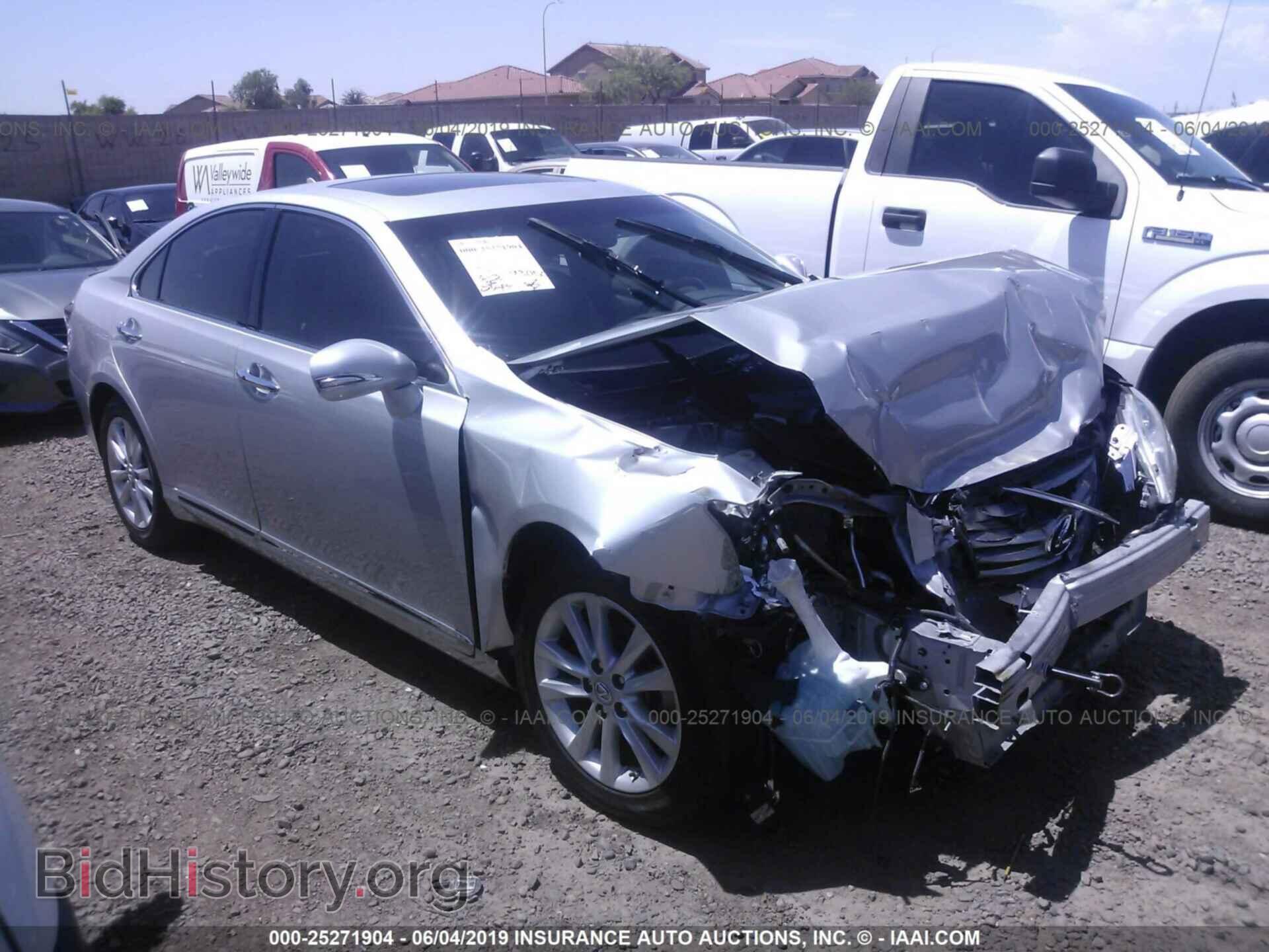 Photo JTHBK1EG1B2430060 - LEXUS ES 2011