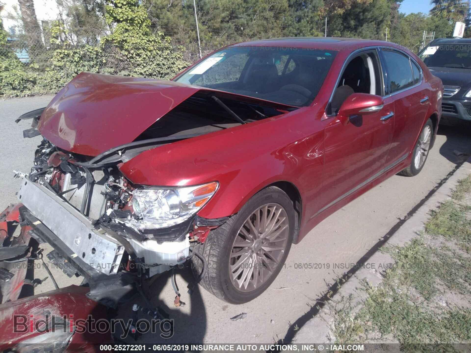 2011 LEXUS LS - VIN: JTHBL5EF8B5107571 - Фото 2