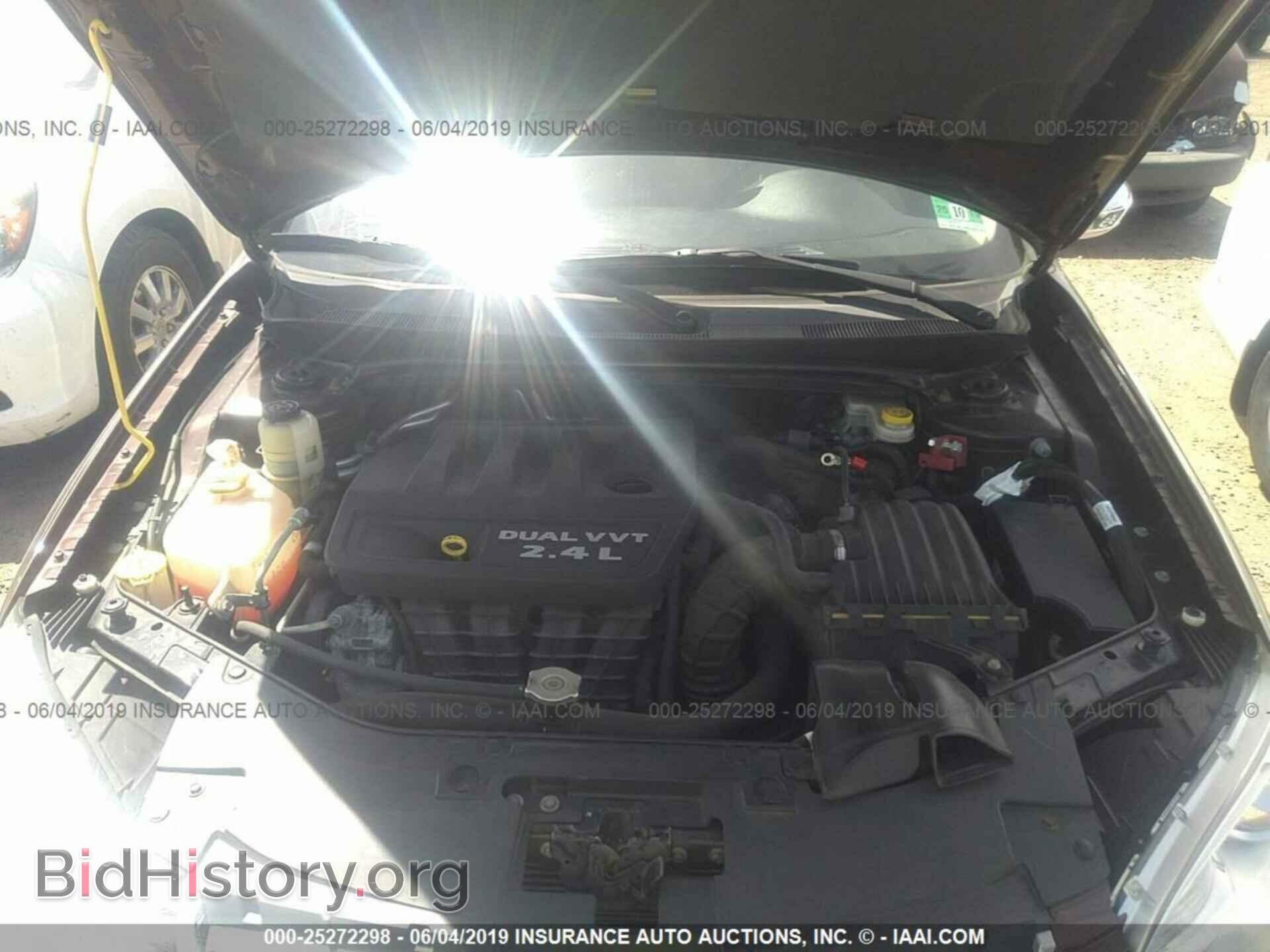 2012 CHRYSLER 200 - VIN: 1C3CCBCB1CN169887 - Фото 10