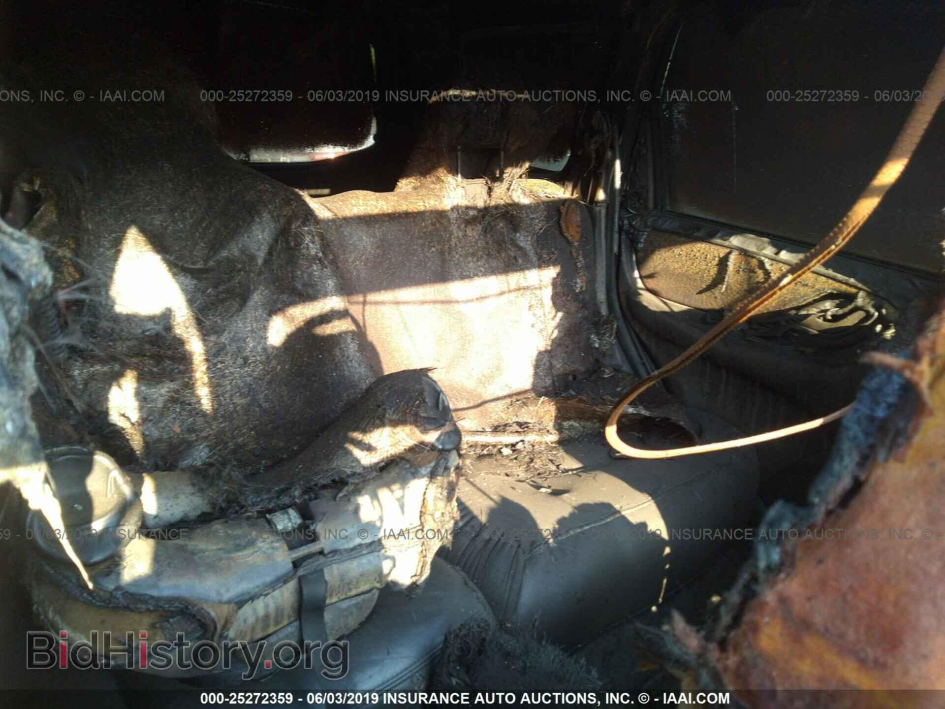 2003 MAZDA TRIBUTE - VIN: 4F2CZ96103KM55768 - Photo 8