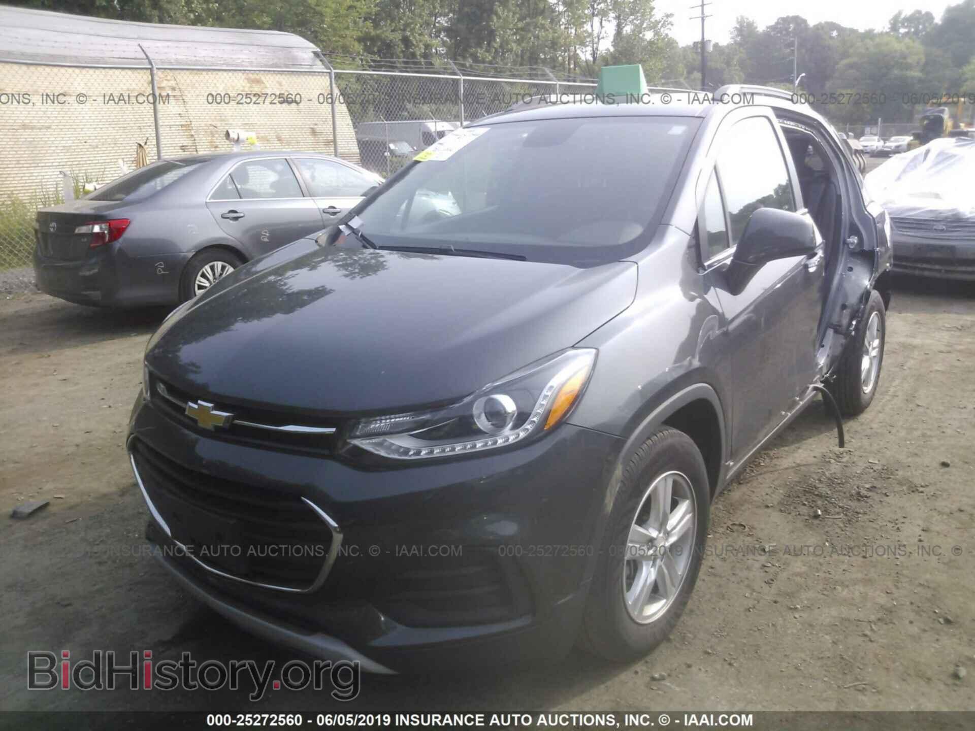 2017 CHEVROLET TRAX - VIN: 3GNCJLSB5HL286573 - Фото 2