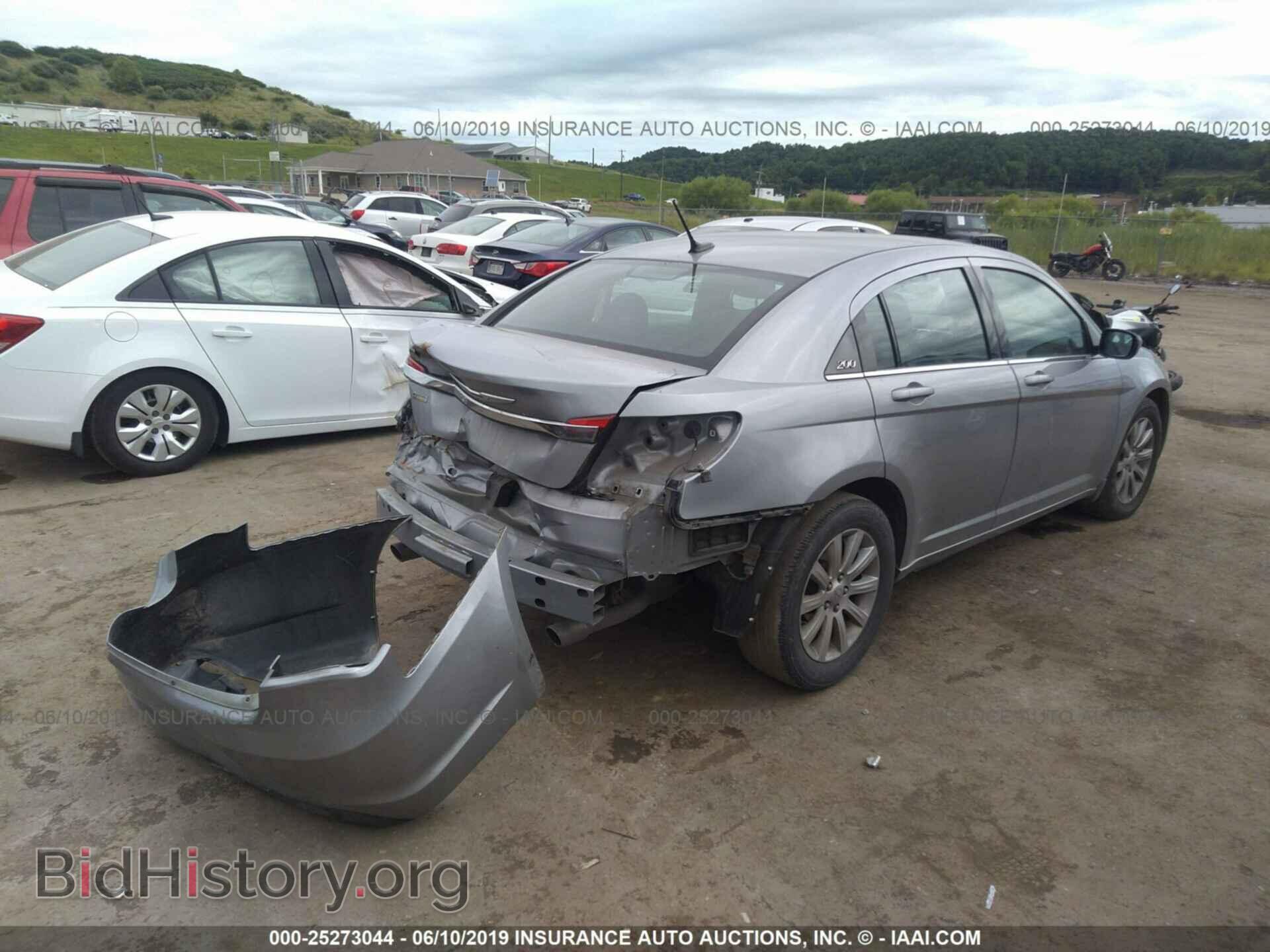 2013 CHRYSLER 200 - VIN: 1C3CCBBG2DN731536 - Photo 4