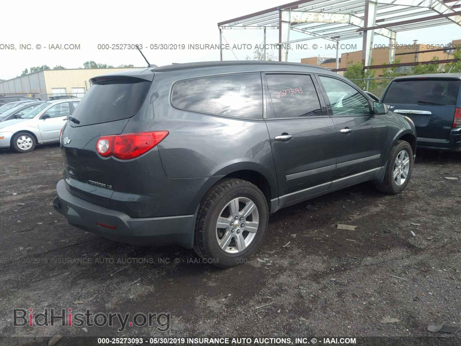 2009 CHEVROLET TRAVERSE - VIN: 1GNEV13DX9S164280 - Фото 4