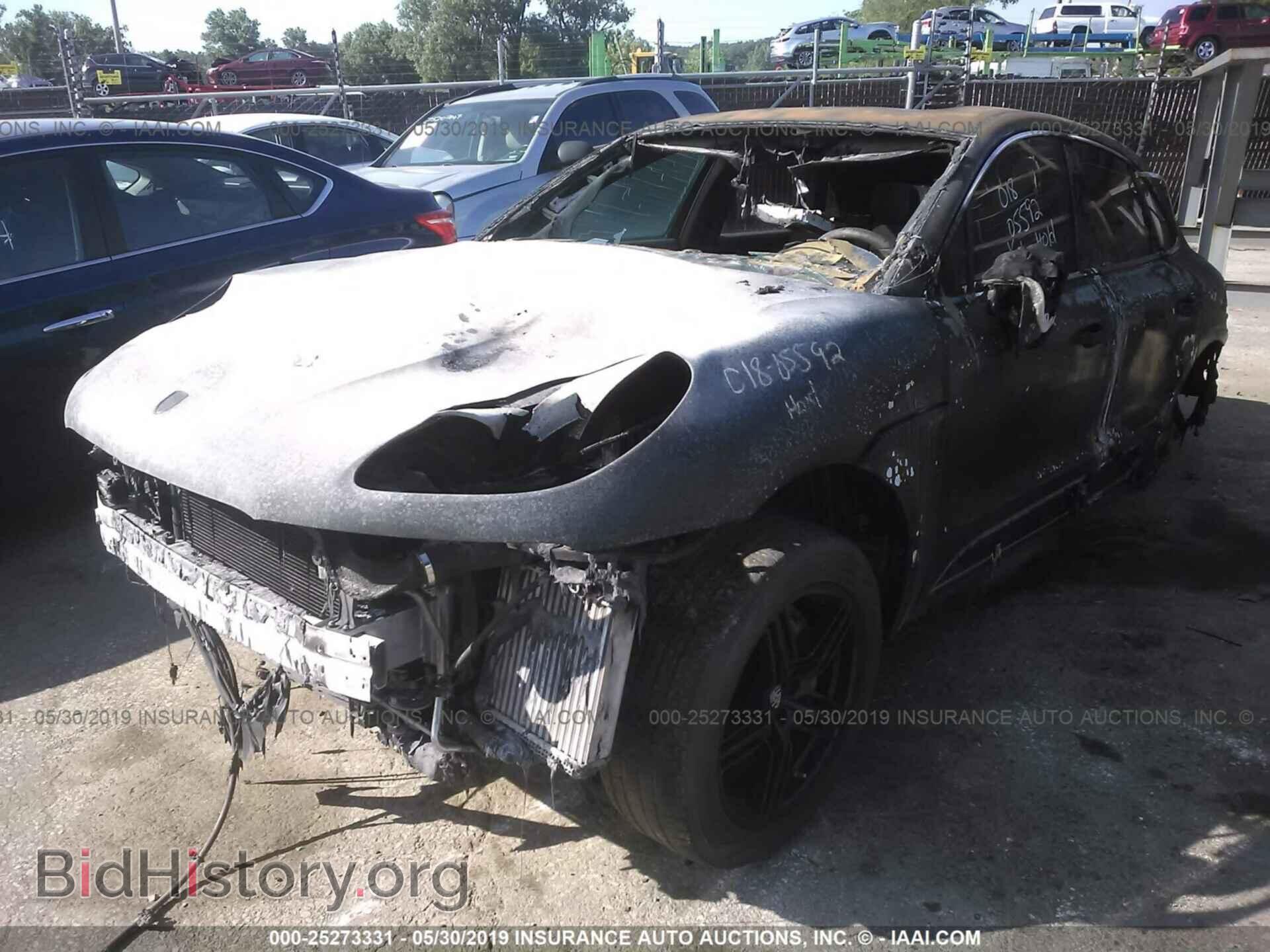 2016 PORSCHE MACAN - VIN: WP1AB2A59GLB42567 - Photo 2