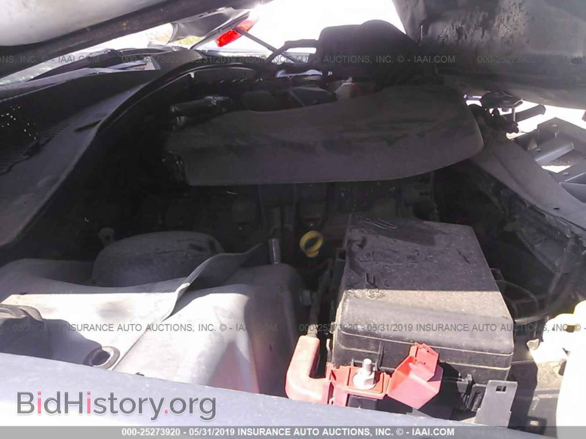 2013 CHRYSLER 300 - VIN: 2C3CCAAG7DH739443 - Фото 10