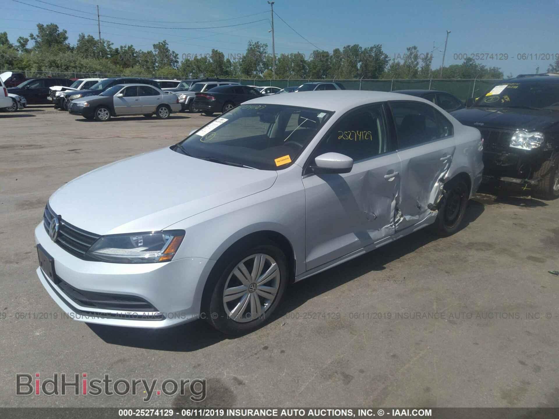 2017 VOLKSWAGEN JETTA - VIN: 3VW2B7AJ0HM283685 - Photo 2