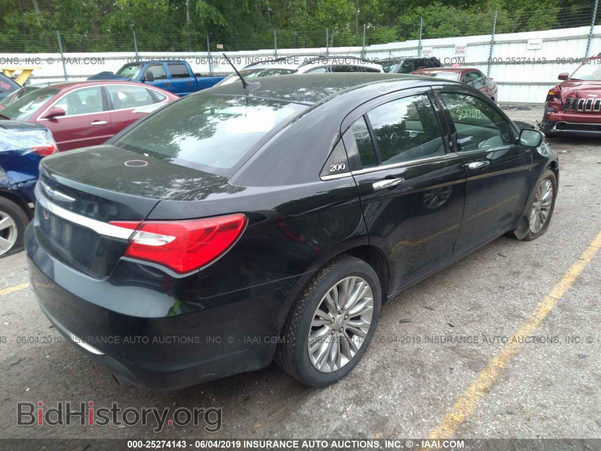 2012 CHRYSLER 200 - VIN: 1C3CCBCB7CN257567 - Фото 4