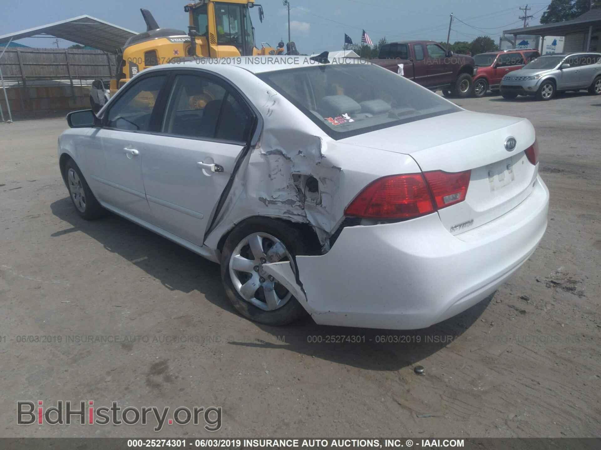 2009 KIA OPTIMA - VIN: KNAGE228895333820 - Фото 3