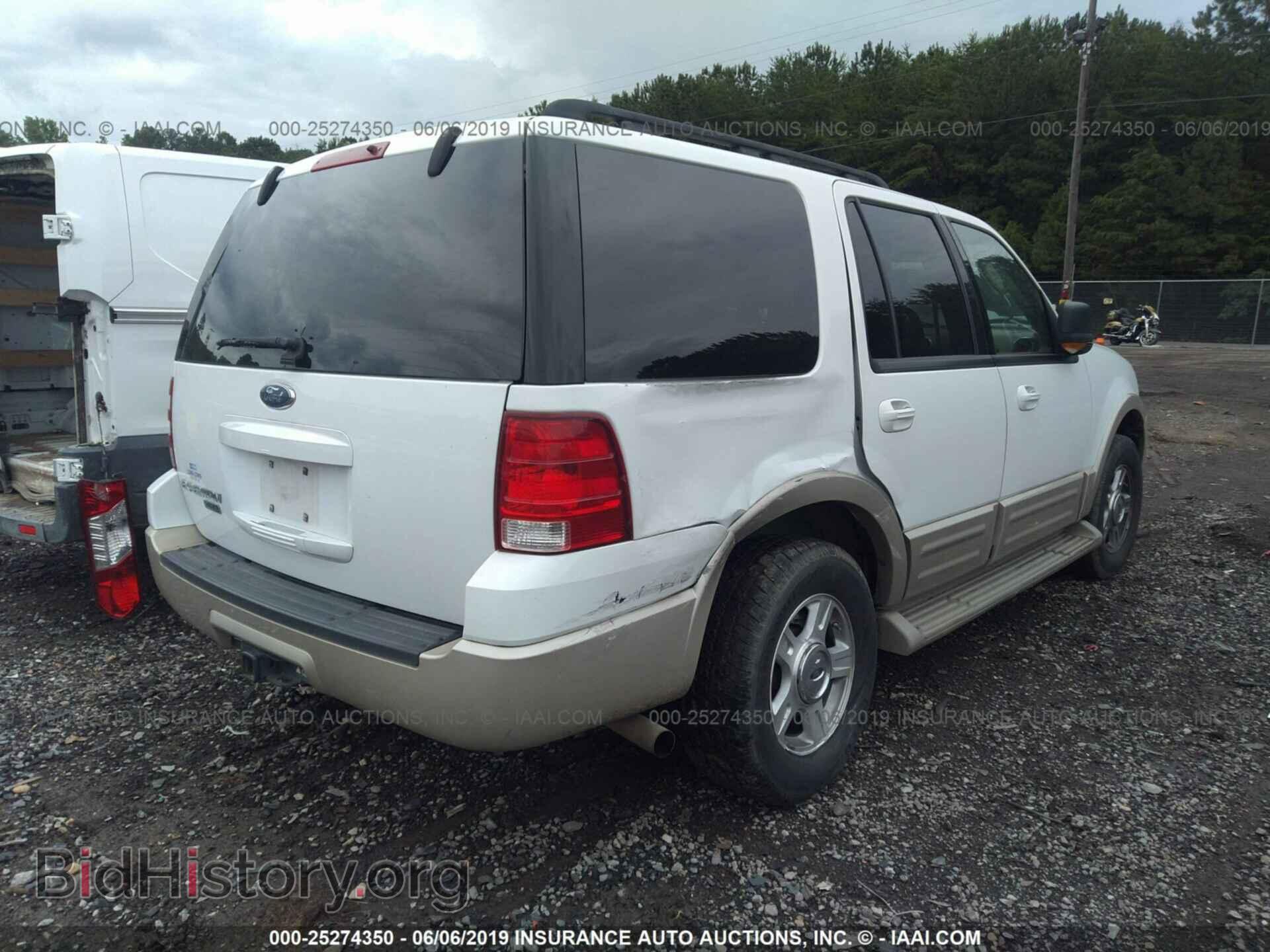 2005 FORD EXPEDITION - VIN: 1FMPU17555LA60092 - Фото 4