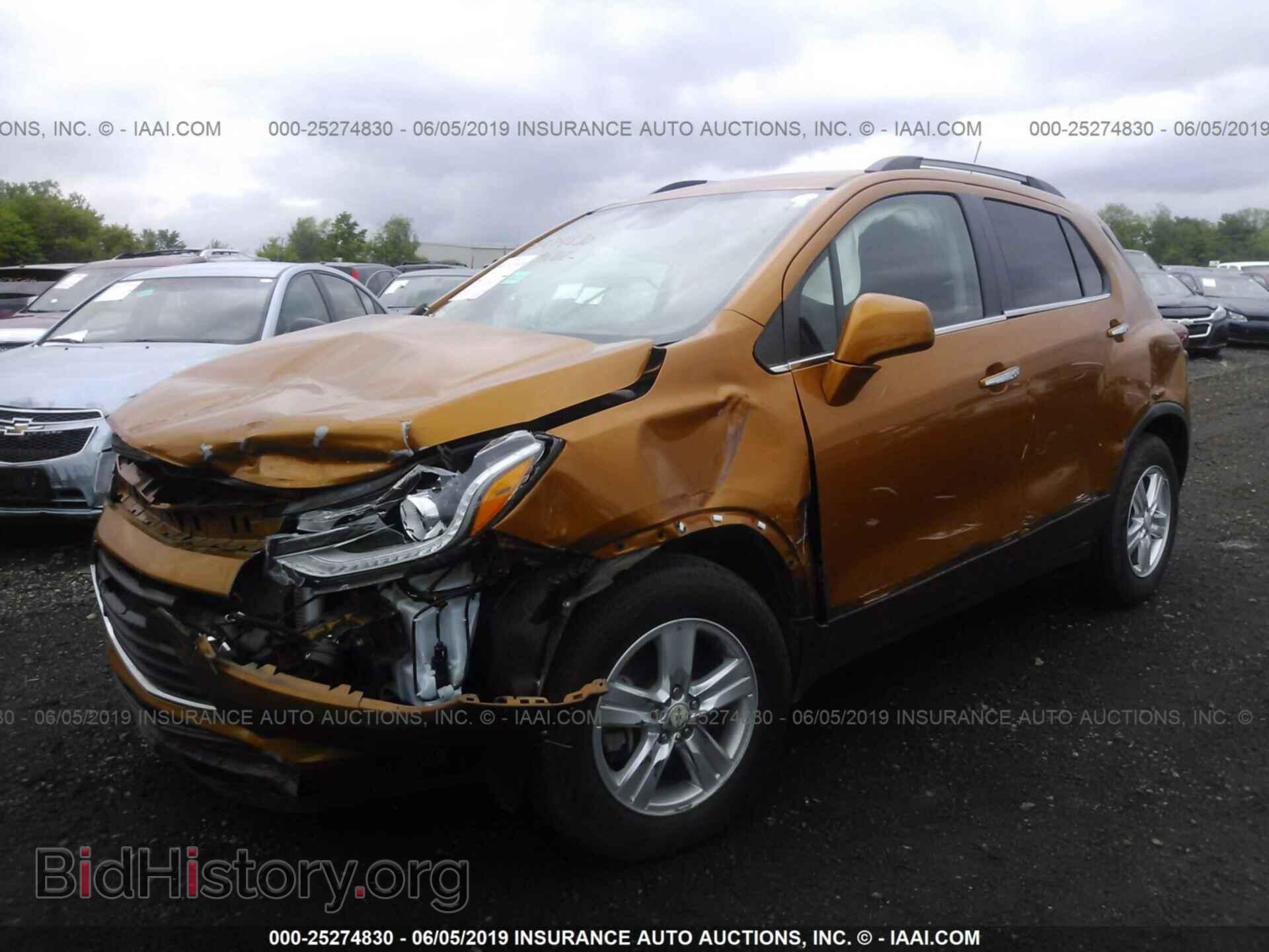2017 CHEVROLET TRAX - VIN: 3GNCJLSB7HL182442 - Фото 2