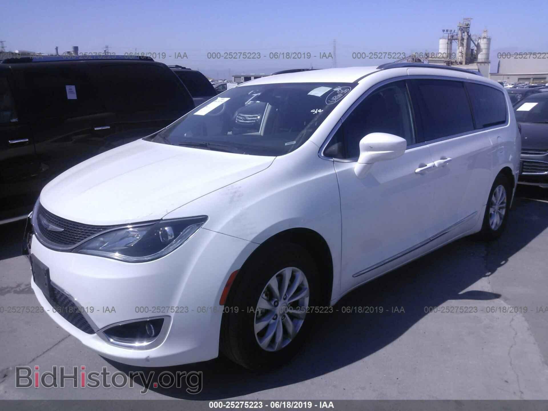 2018 CHRYSLER PACIFICA - VIN: 2C4RC1BG1JR290433 - Фото 2