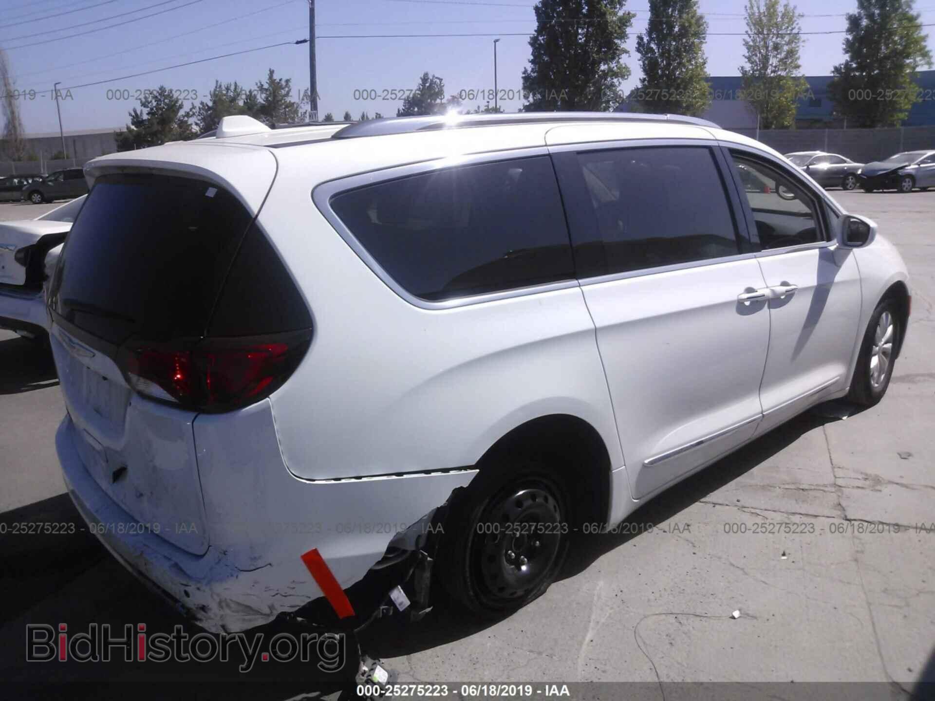 2018 CHRYSLER PACIFICA - VIN: 2C4RC1BG1JR290433 - Фото 4